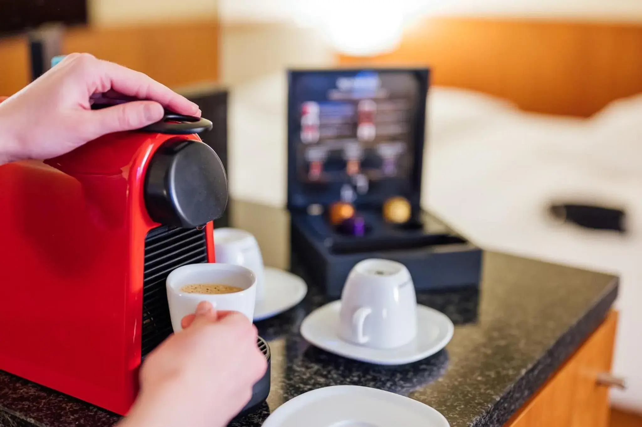 Coffee/tea facilities in Peakture Hotel