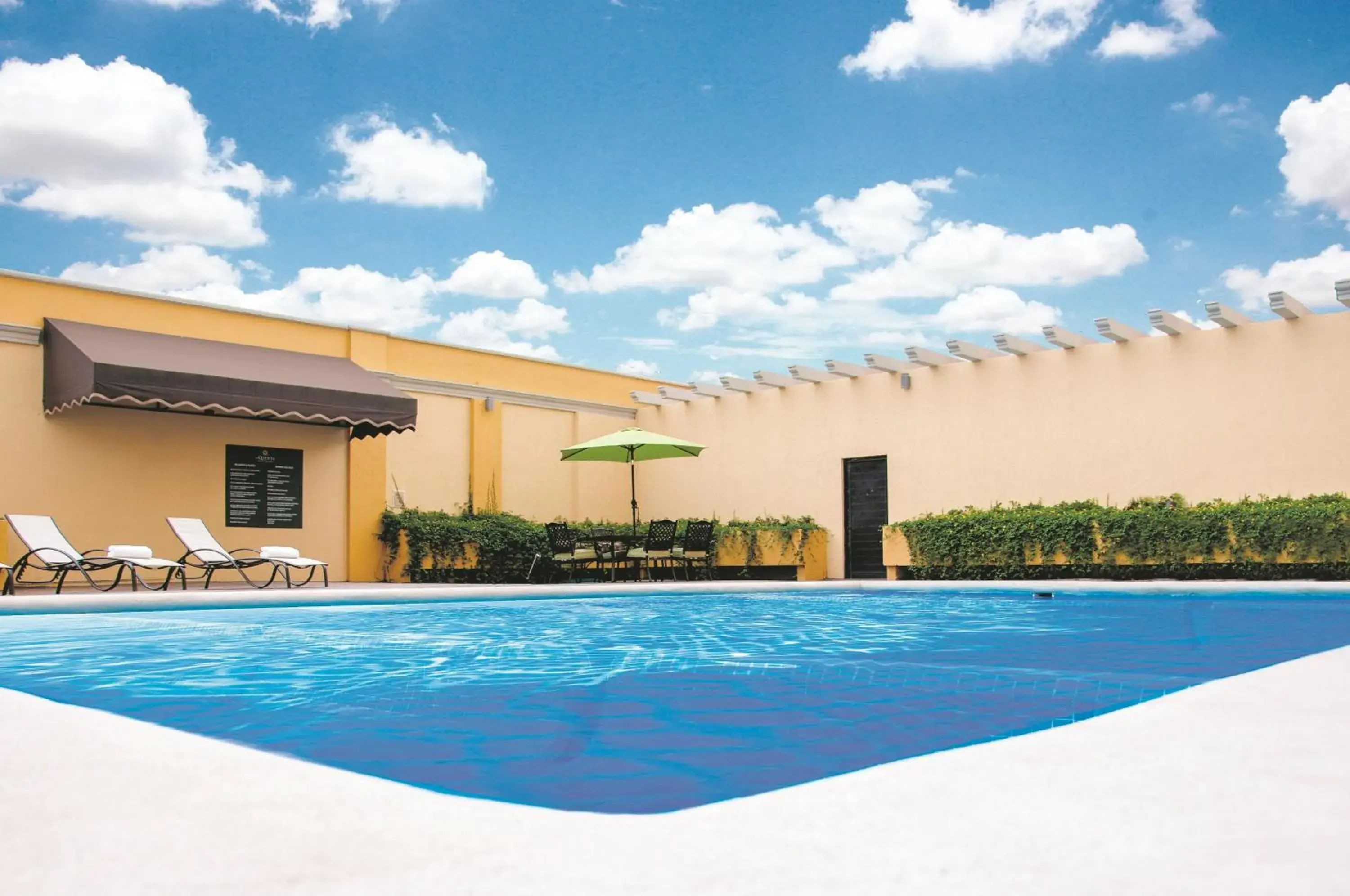Swimming pool in CHN Hotel Monterrey Norte, Trademark Collection by Wyndham Swimming pool in CHN Hotel Monterrey Norte, Trademark Collection by Wyndham