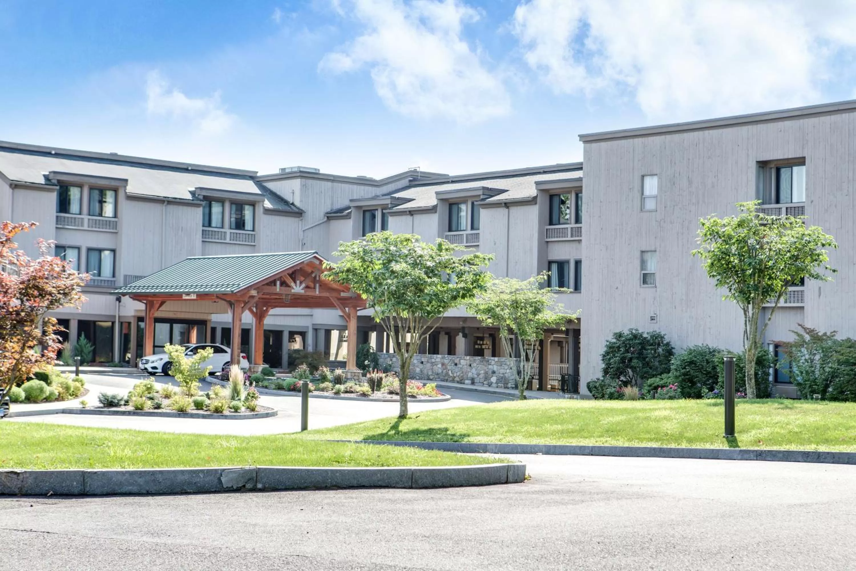 Property building in Heritage Hotel, Golf, Spa & Conference Center, BW Premier Collection