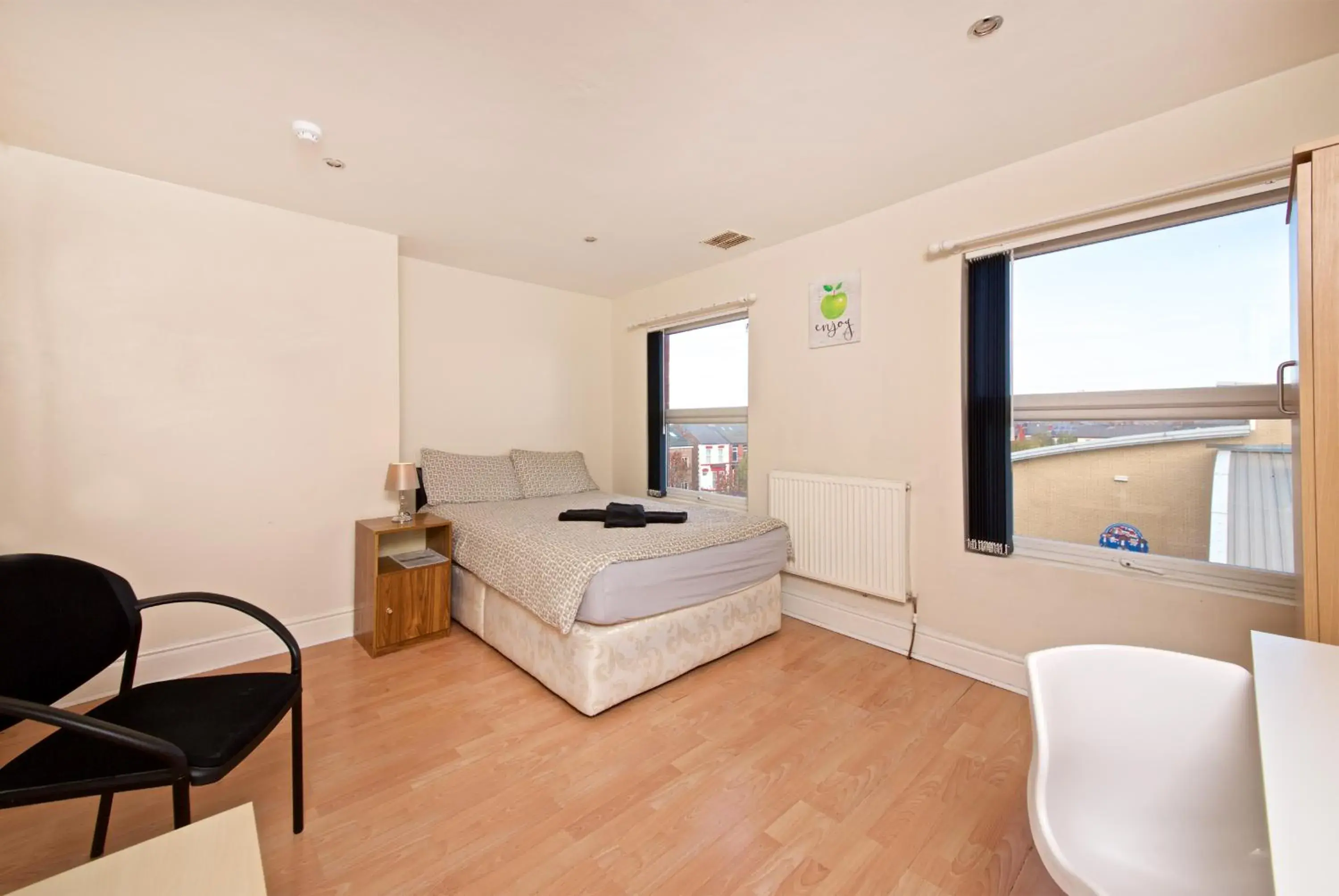 Bed in Liverpool City Stays - Lawrence Road BB1