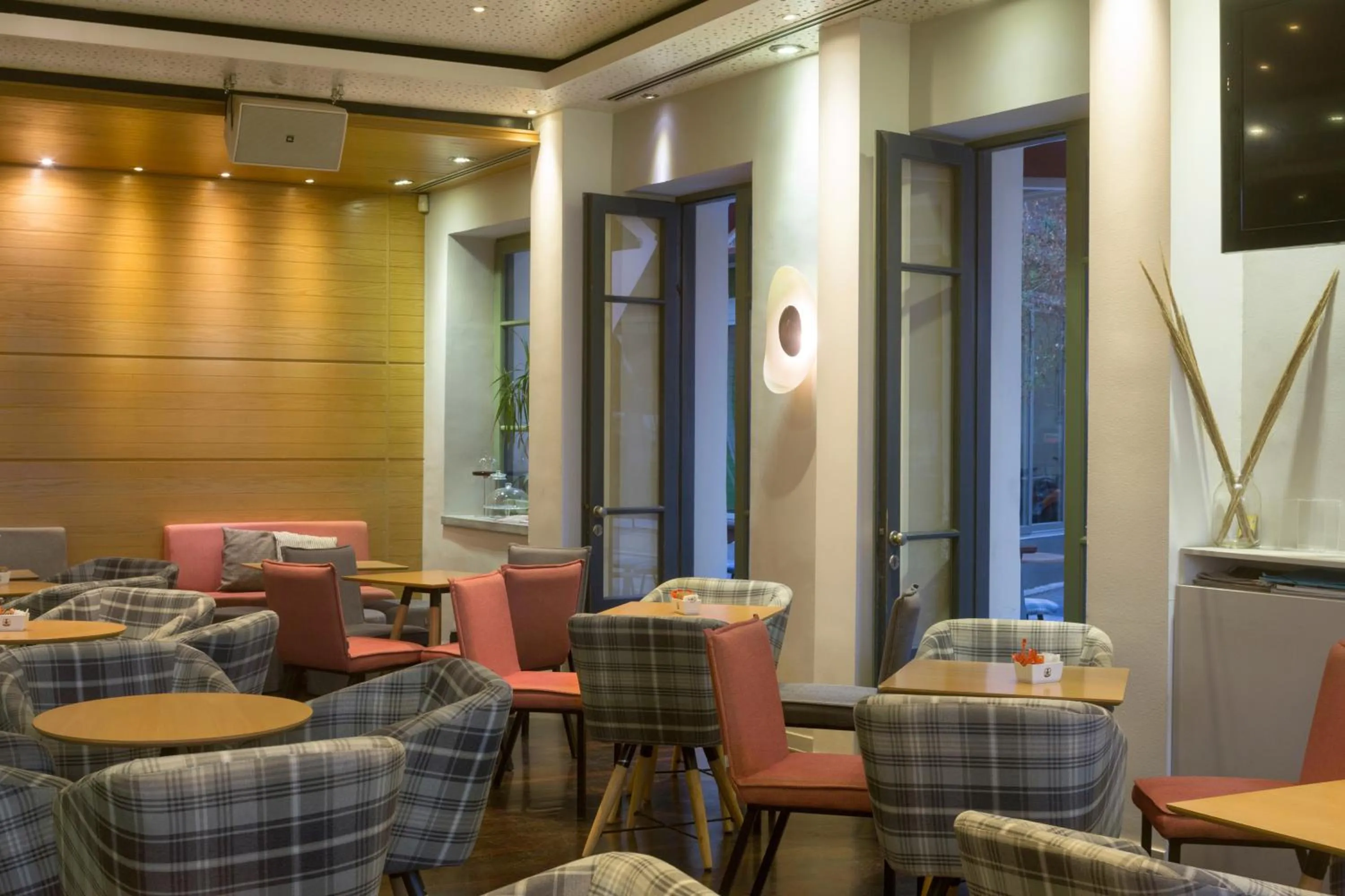 Communal lounge/ TV room in Hotel Boschetto