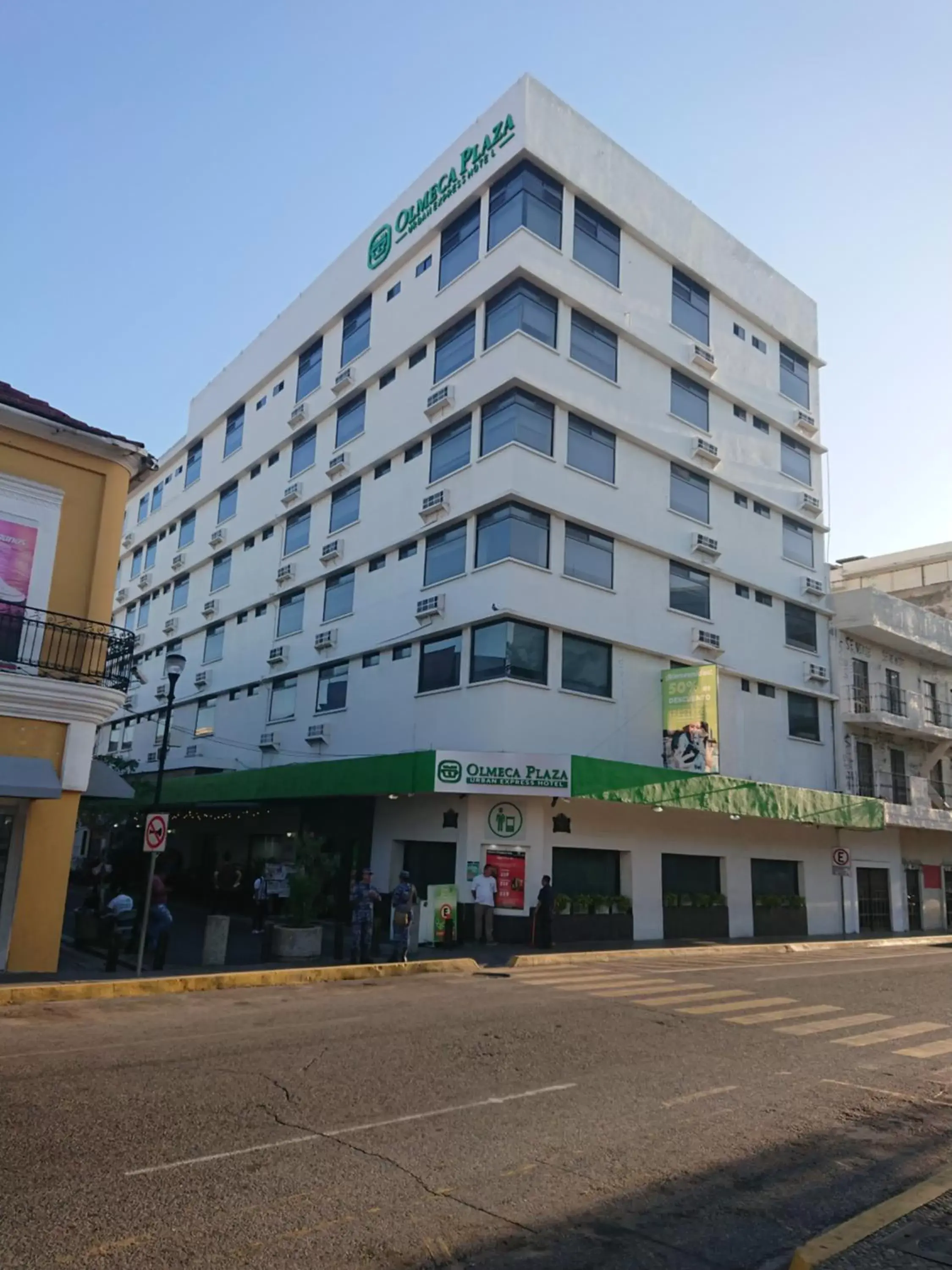 Property Building in Olmeca Plaza Urban Express