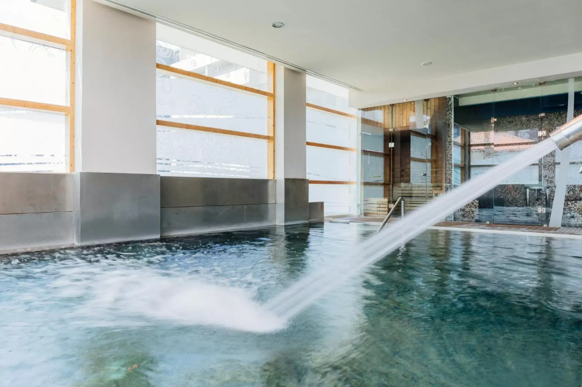 Spa and wellness centre/facilities, Swimming Pool in Axis Porto Business & Spa Hotel