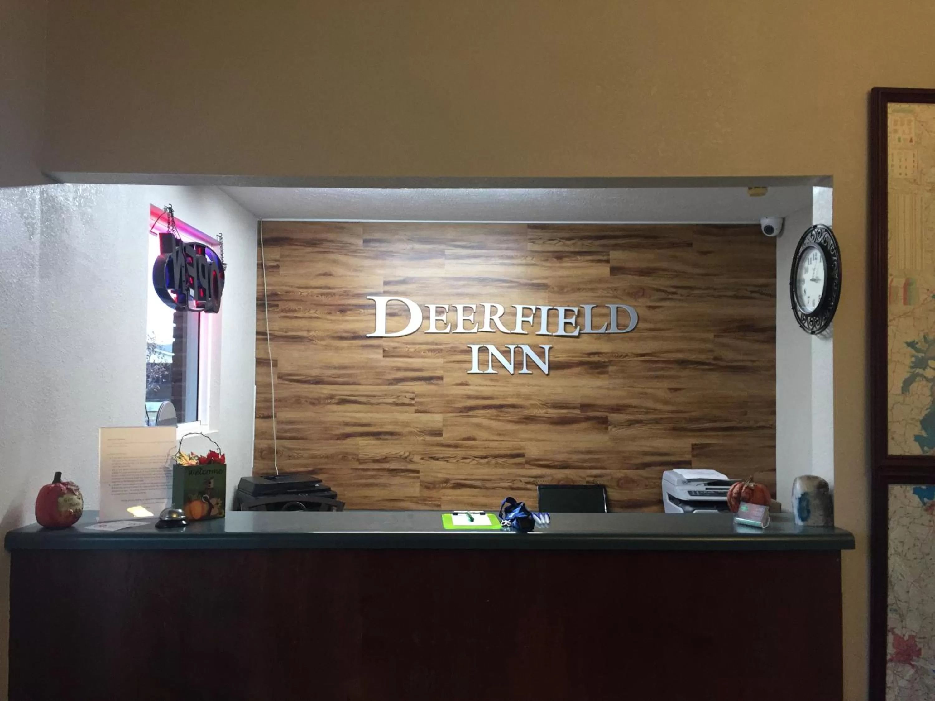 Property building, Lobby/Reception in Deerfield Inn New Johnsonville
