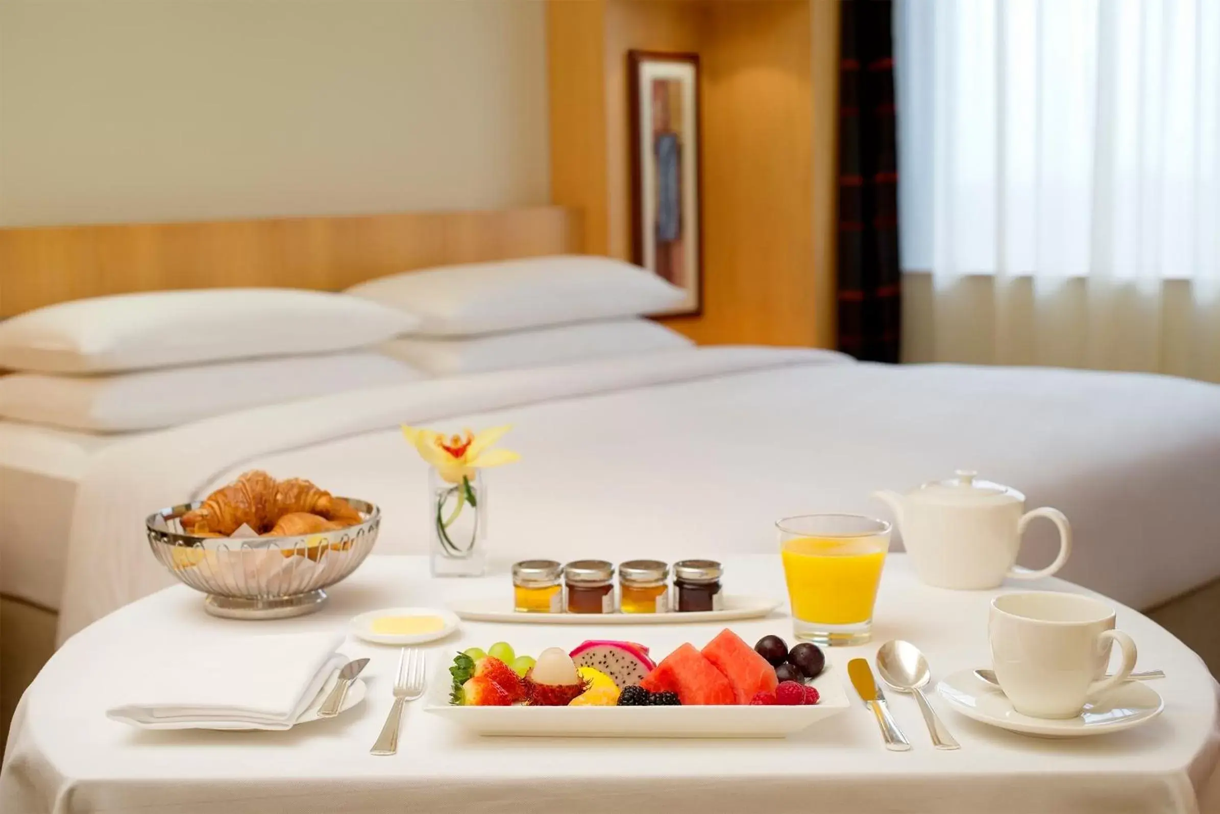 Bed in Hyatt Regency Dubai - Corniche