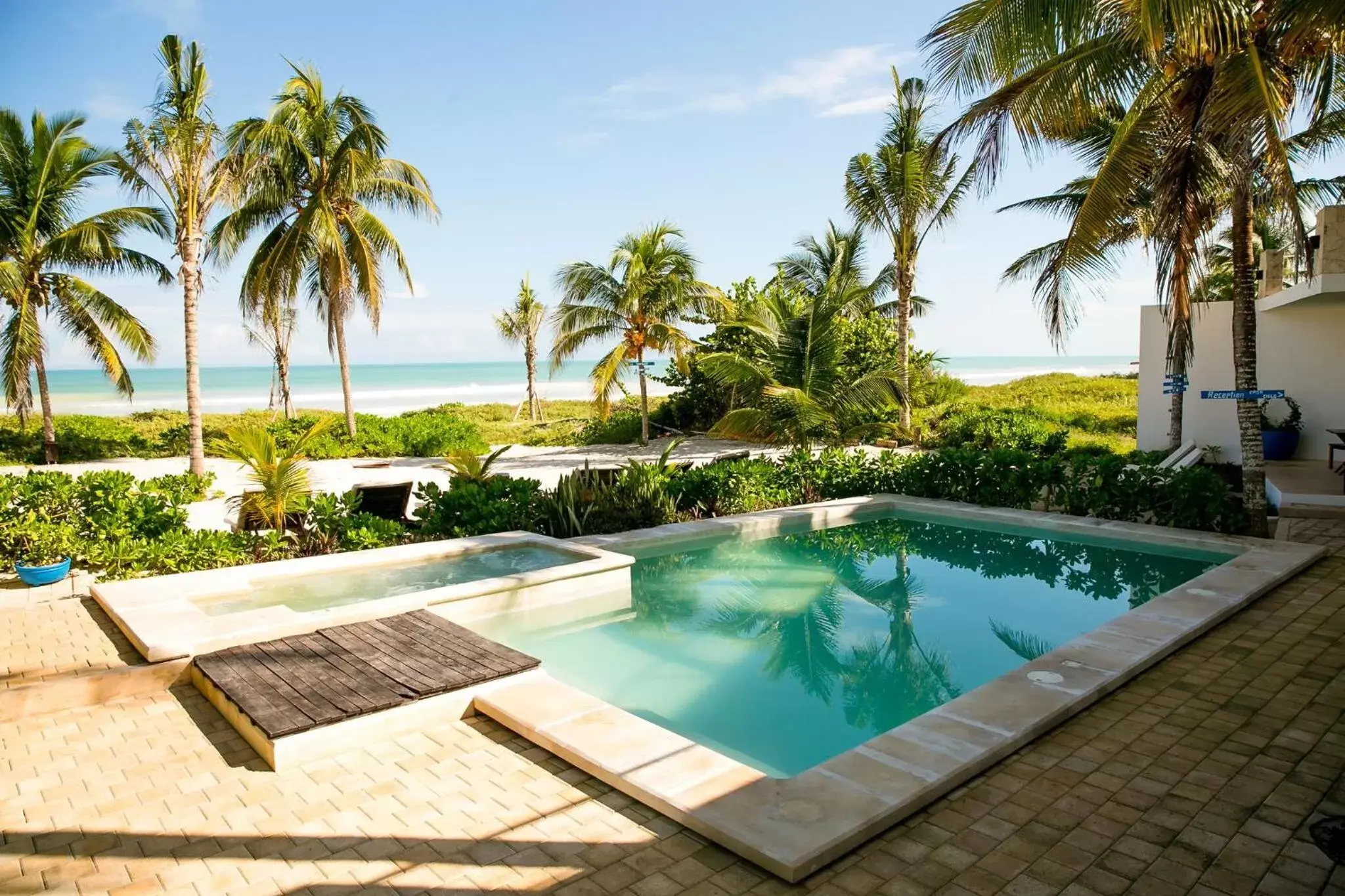 Swimming Pool in Hotel La Casa Cielo