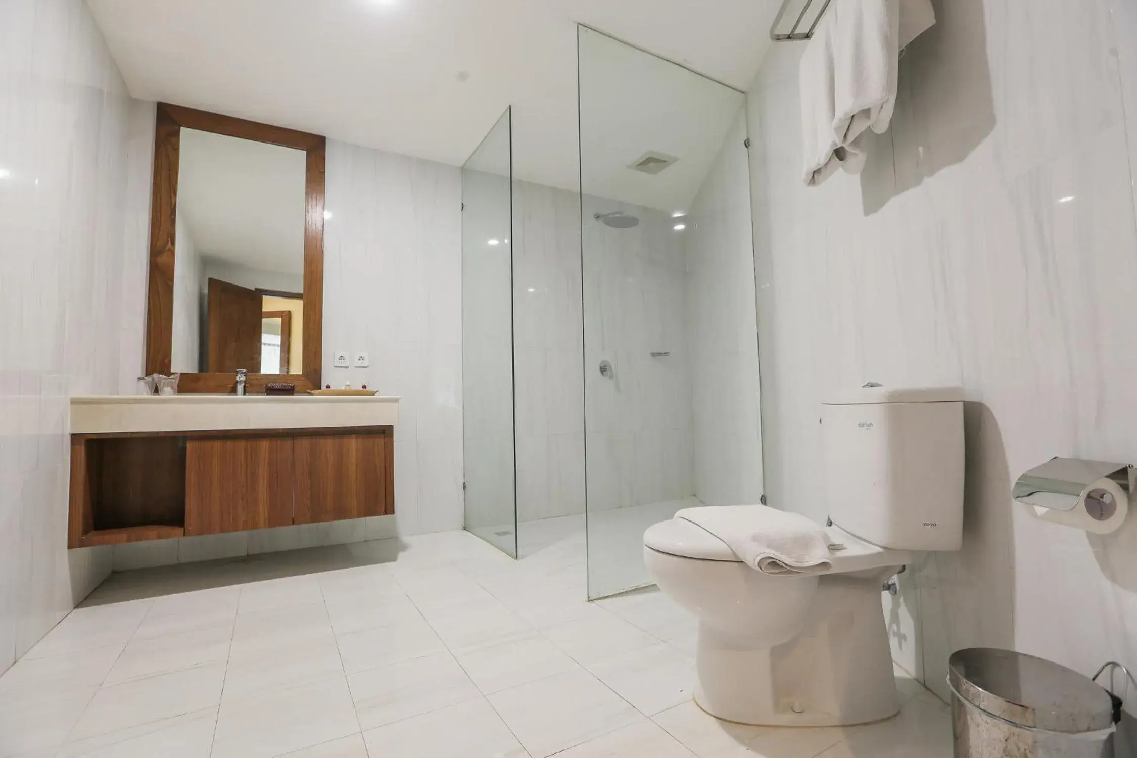 Bathroom in Ubud Hotel and Cottages