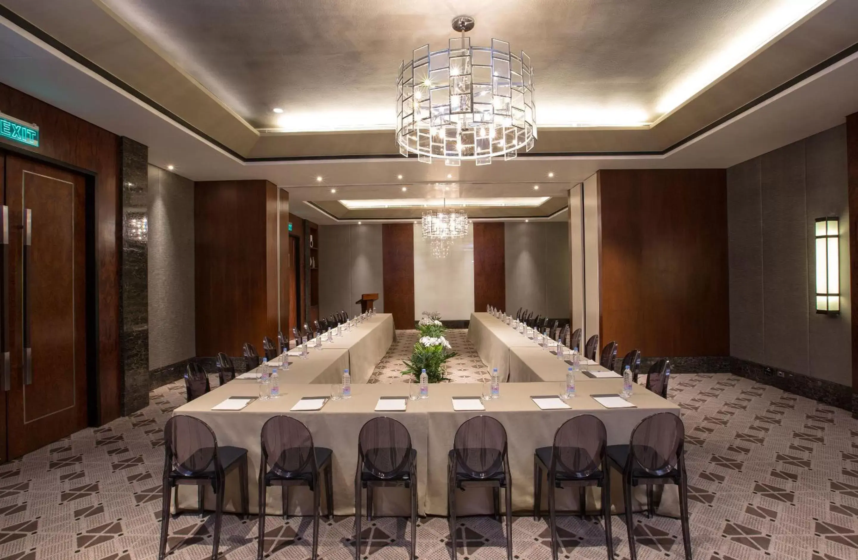 Meeting/conference room in Makati Diamond Residences