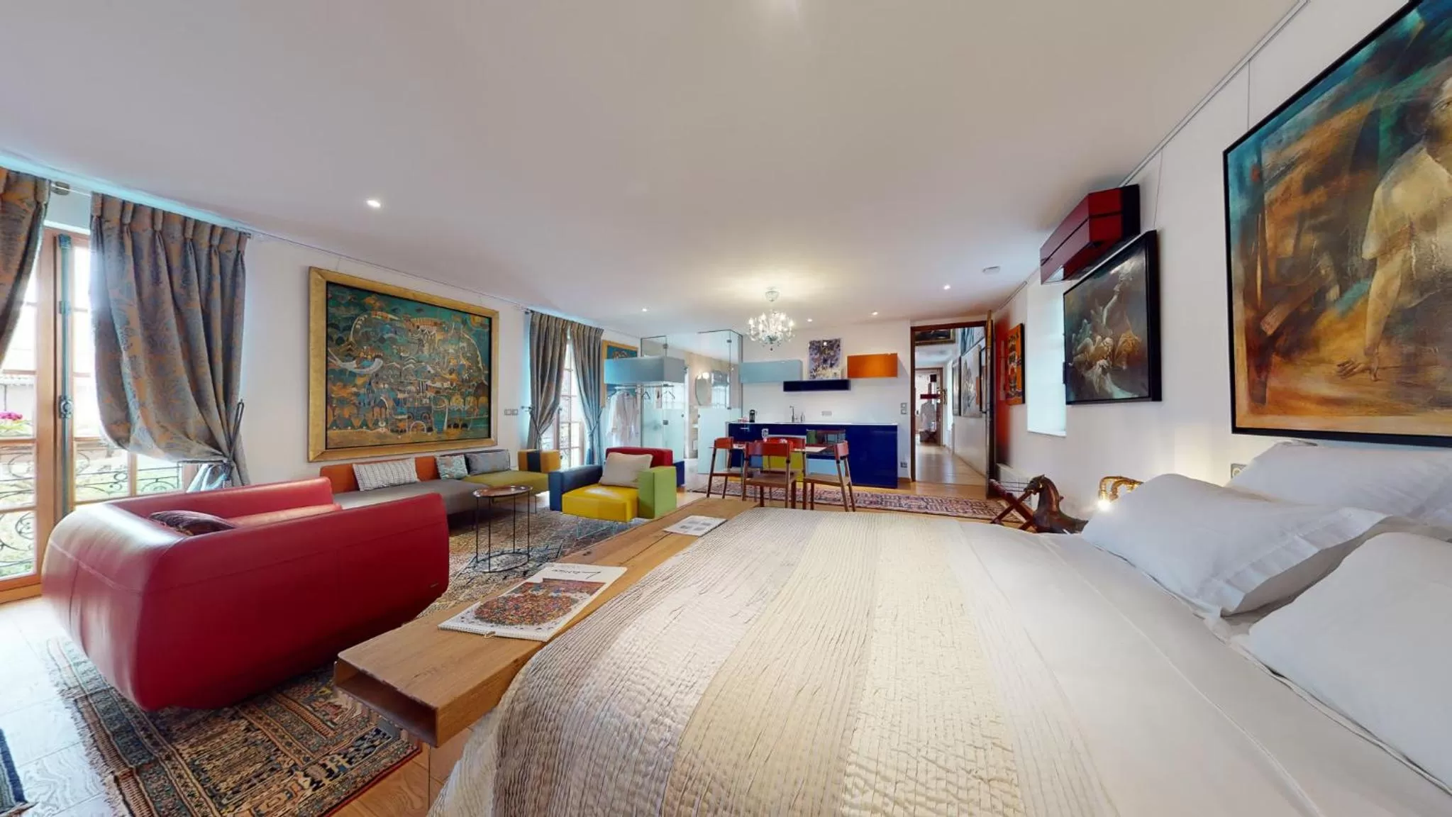 Bed in Besharat Gallery & Museum