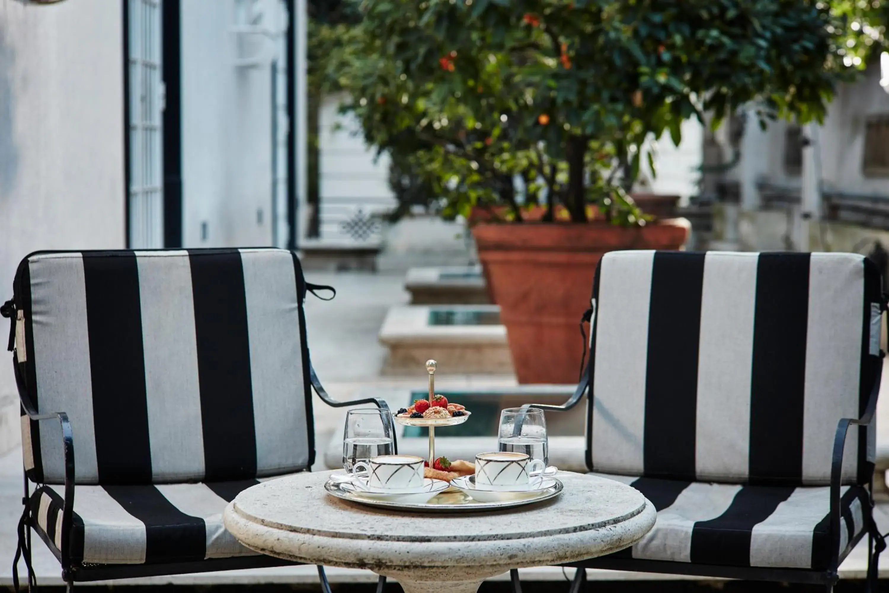 Patio in Hotel Lord Byron - Small Luxury Hotels Of The World