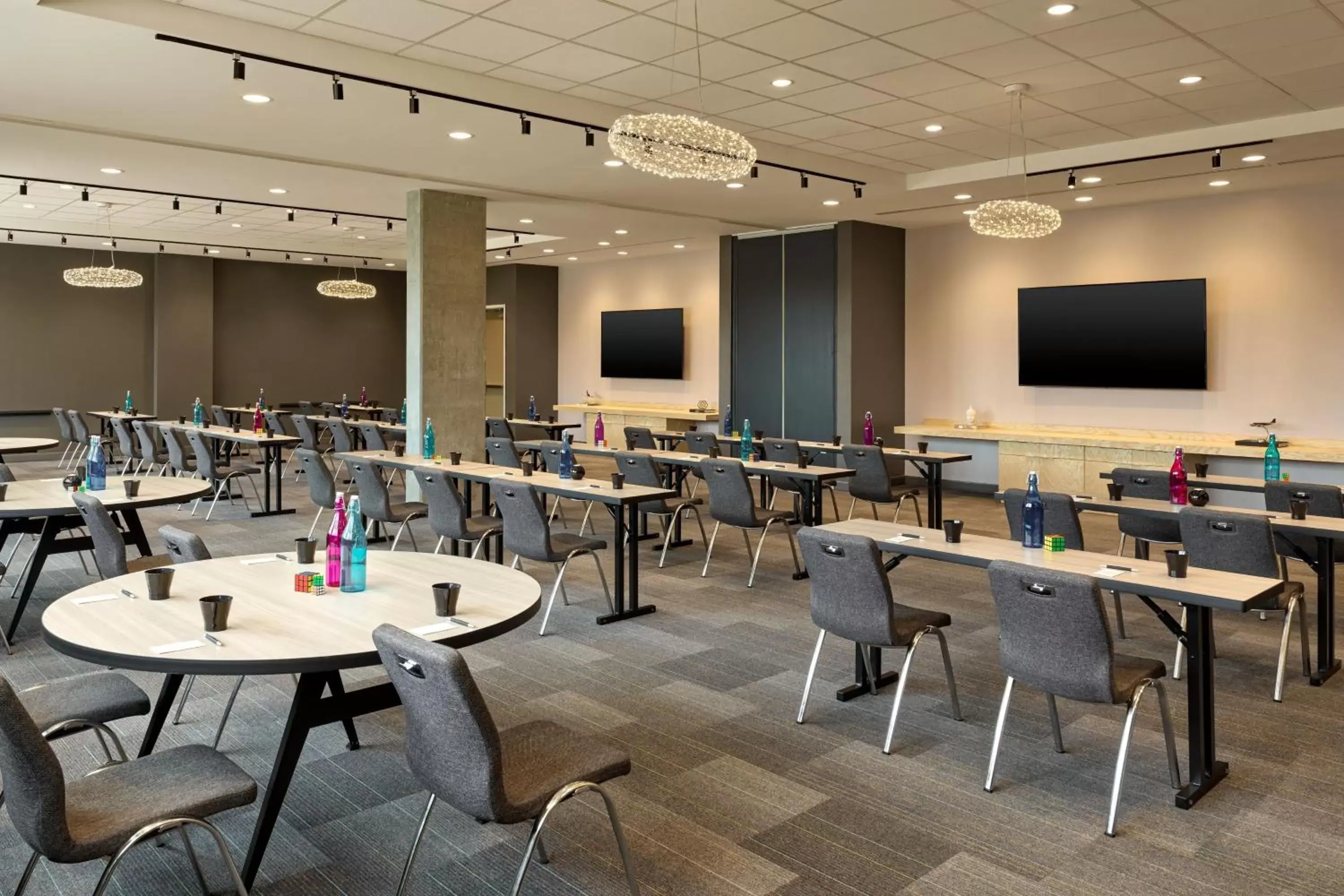 Meeting/conference room in Aloft Fort Worth Trophy Club