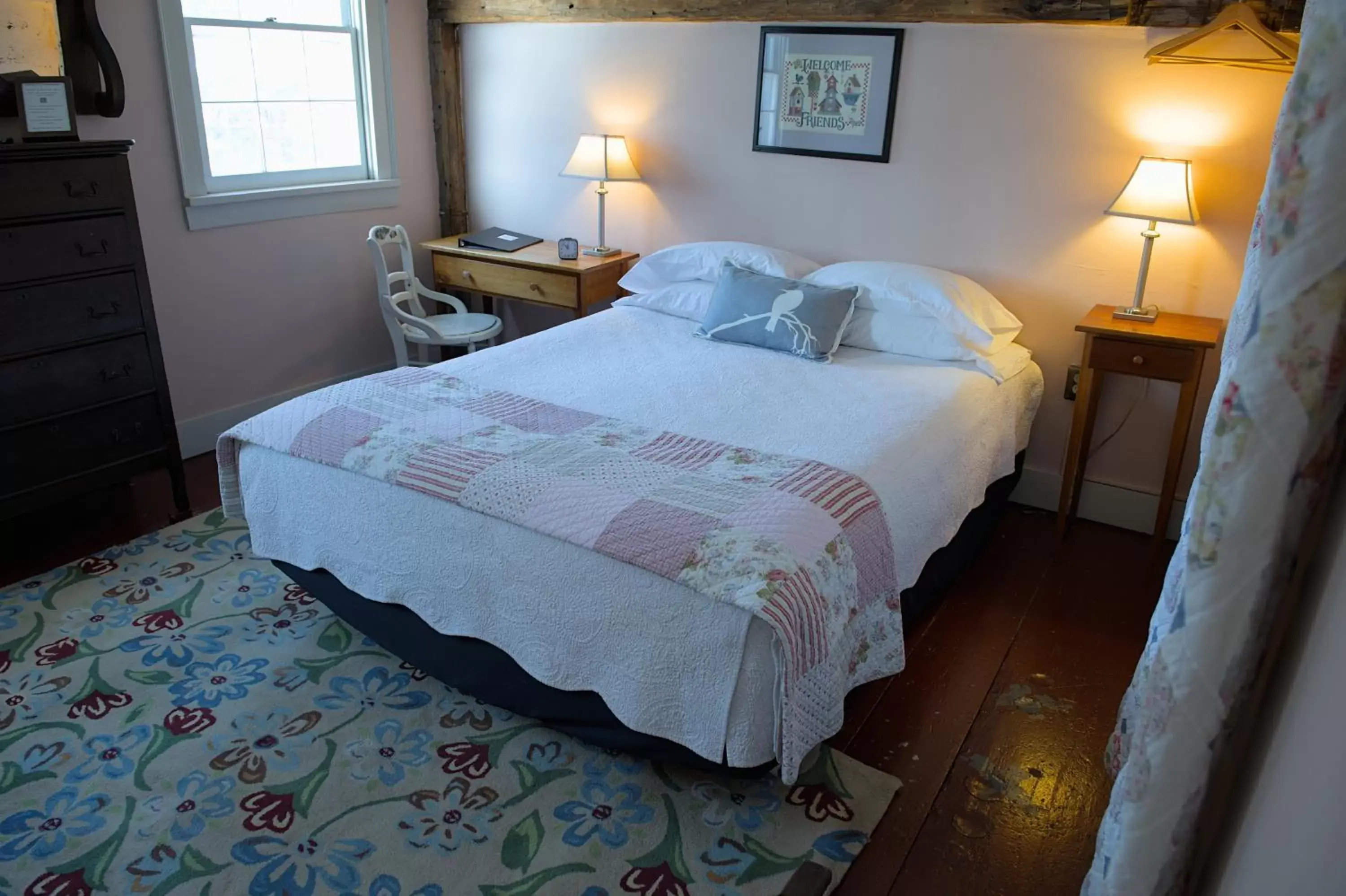 Bed in Shoreham Inn Bed & Breakfast