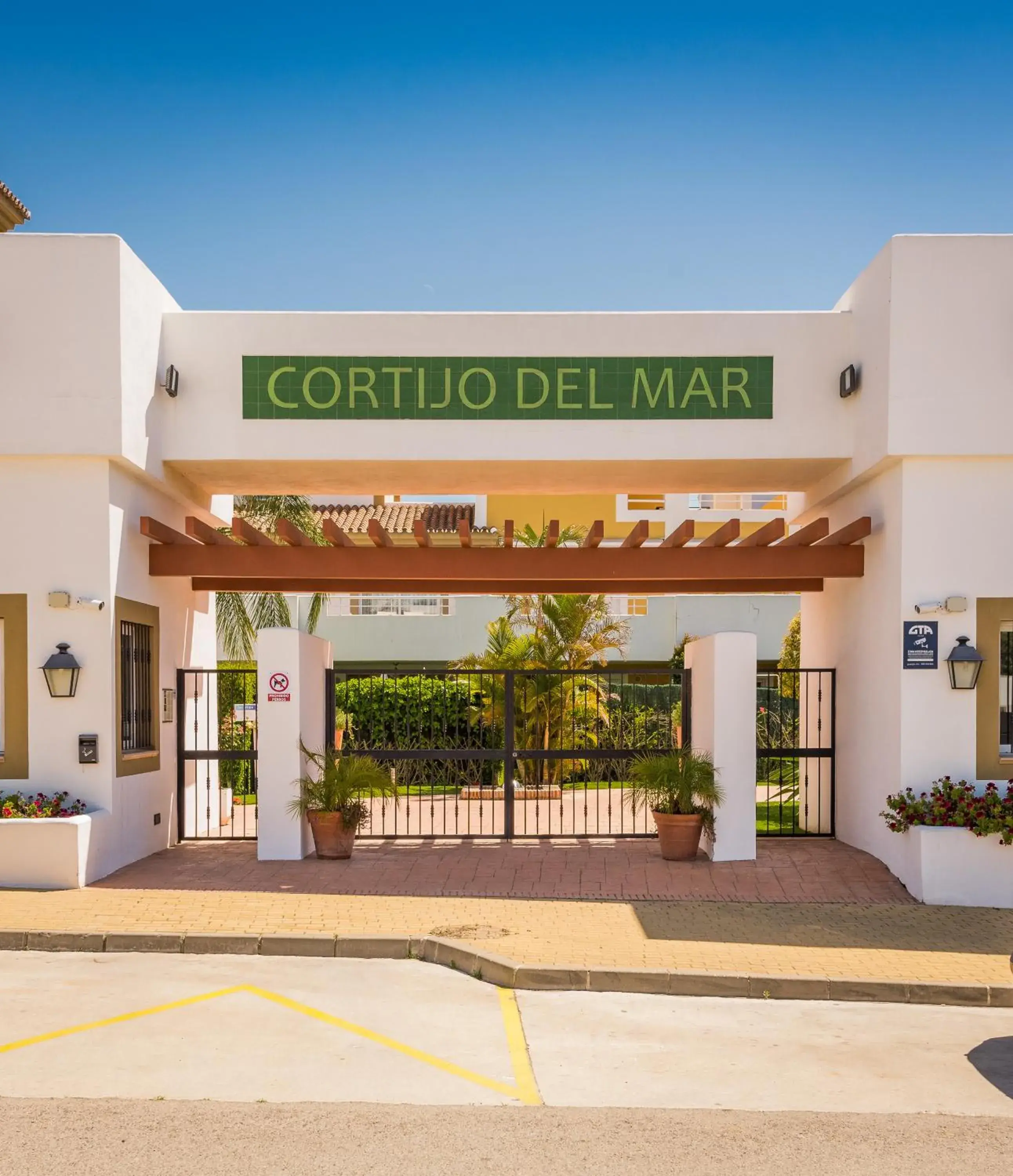 Facade/entrance in Cortijo Del Mar Resort Facade/entrance in Cortijo Del Mar Resort