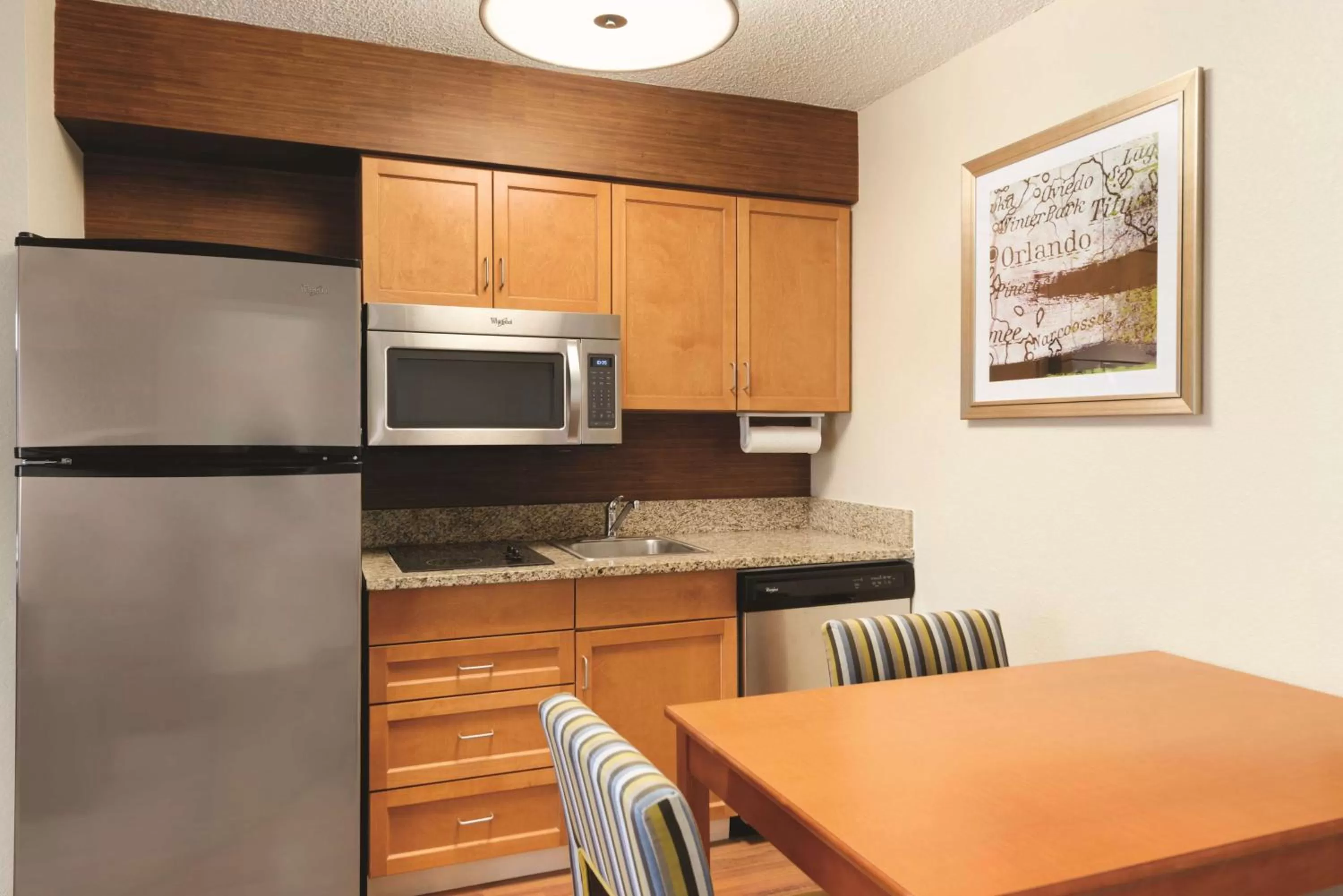 Kitchen or kitchenette in Homewood Suites by Hilton Orlando-International Drive Convention Center