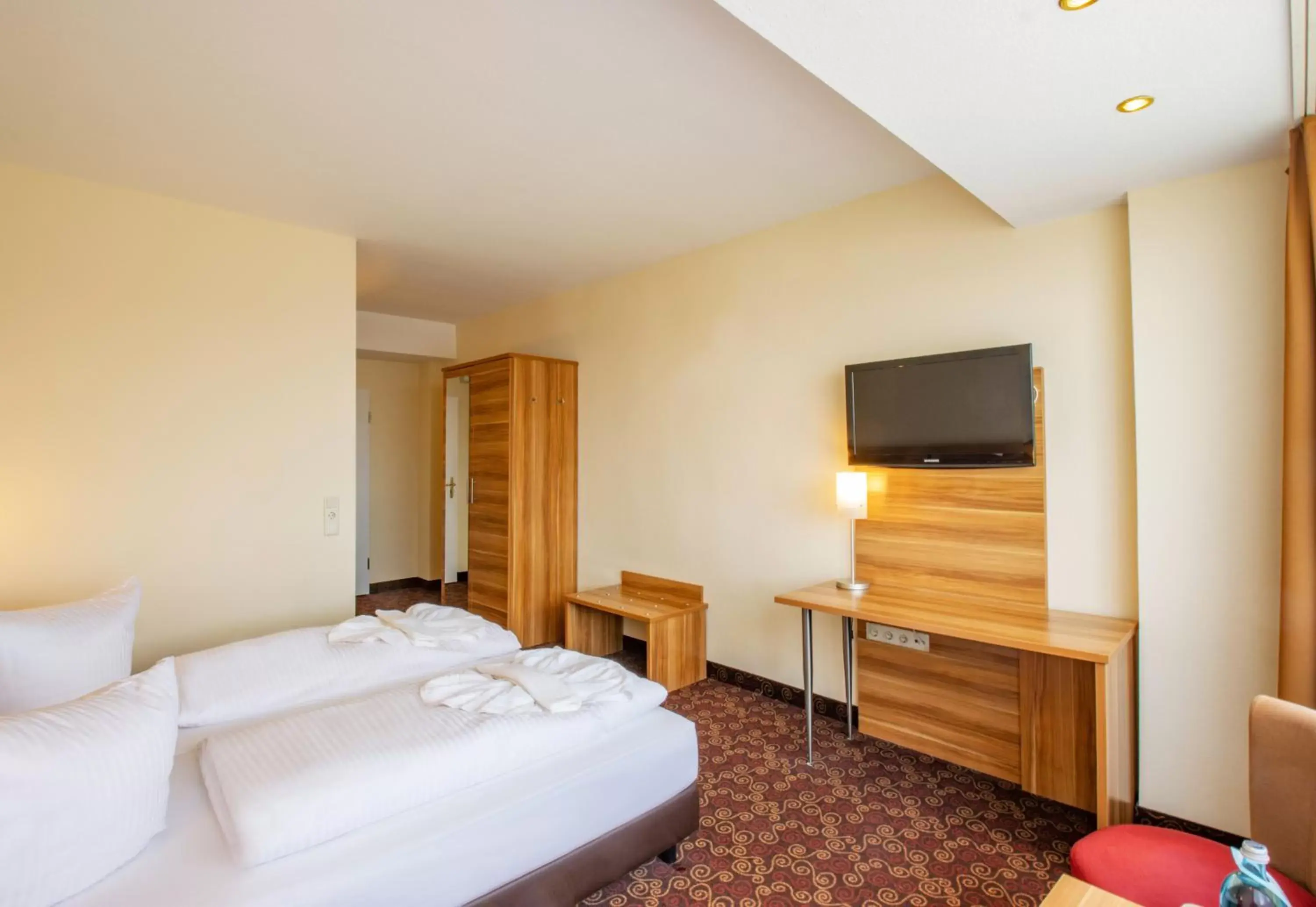 Photo of the whole room, Bed in Ferien Hotel Rennsteigblick