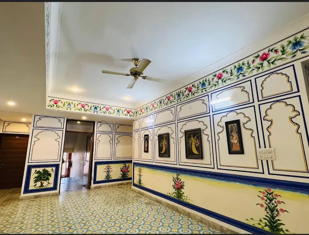 Rani Mahal Hotel