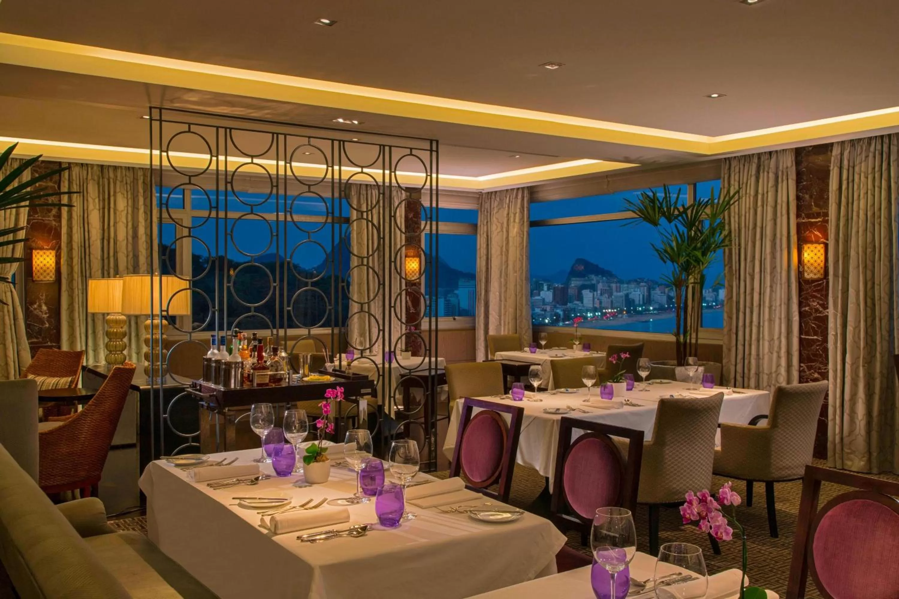 Restaurant/places to eat in Sheraton Grand Rio Hotel & Resort