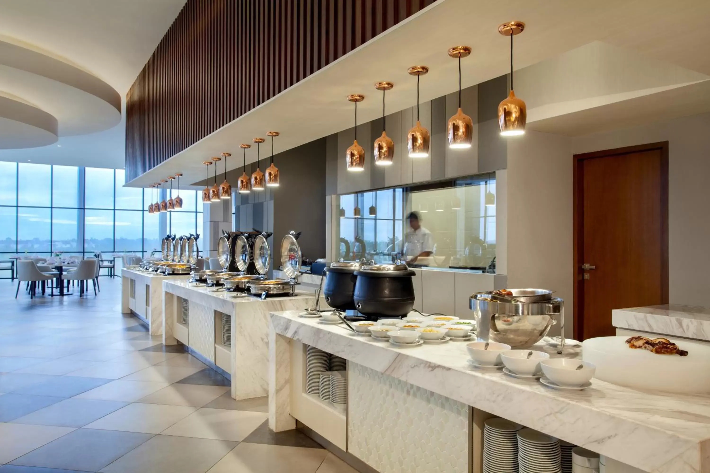 Restaurant/places to eat, Kitchen/Kitchenette in Wyndham Opi Hotel Palembang