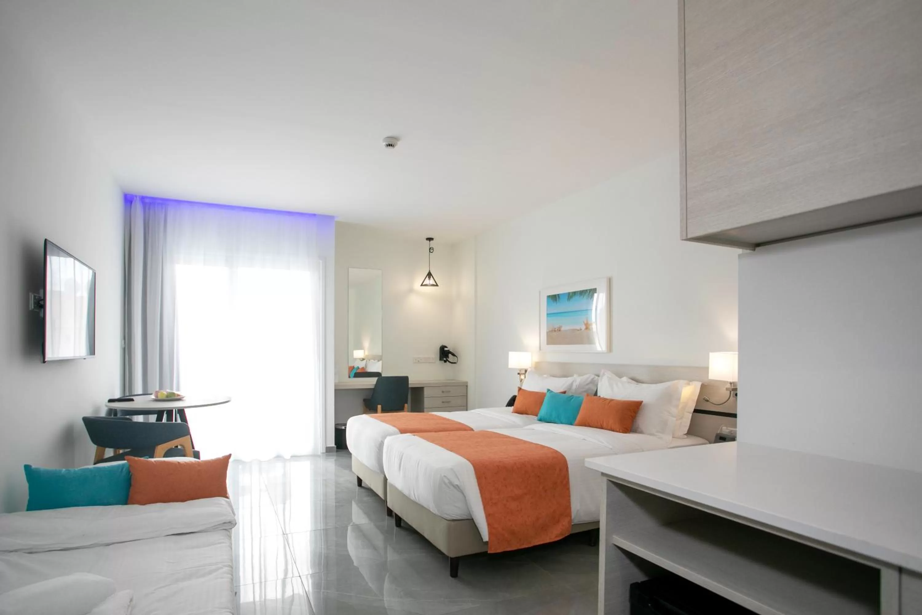 Photo of the whole room, Bed in Best Western Plus Larco Hotel