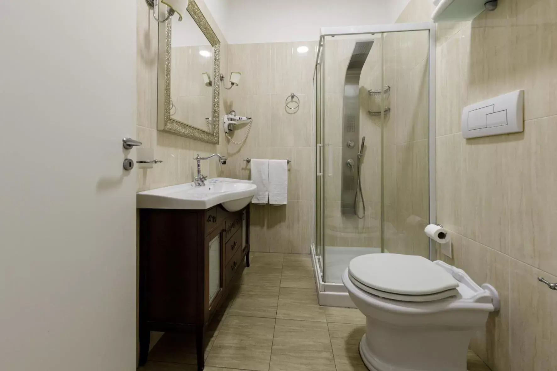 Bathroom in Hotel Dei Mille