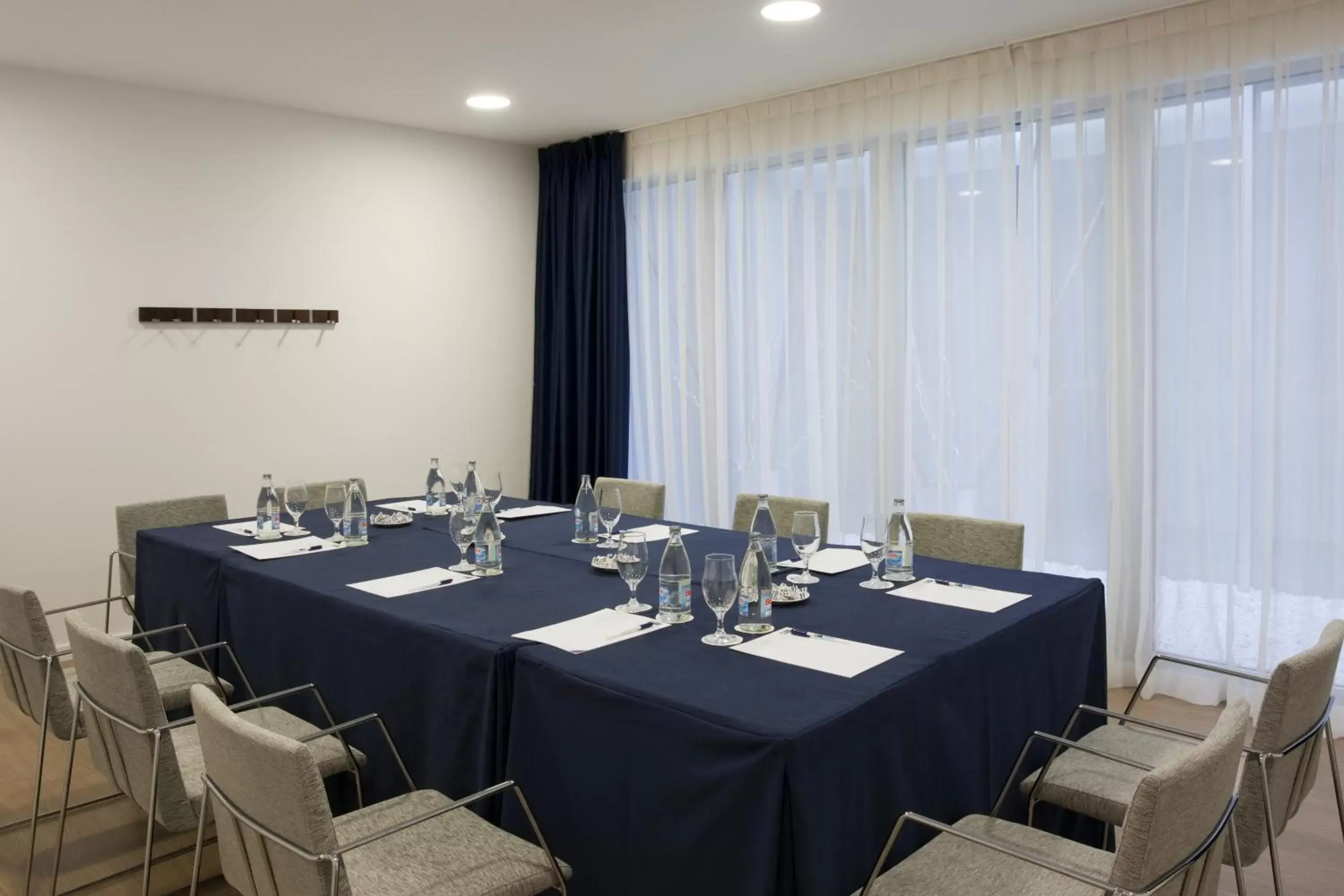 Meeting/conference room in Holiday Inn Express Madrid Leganes, an IHG Hotel