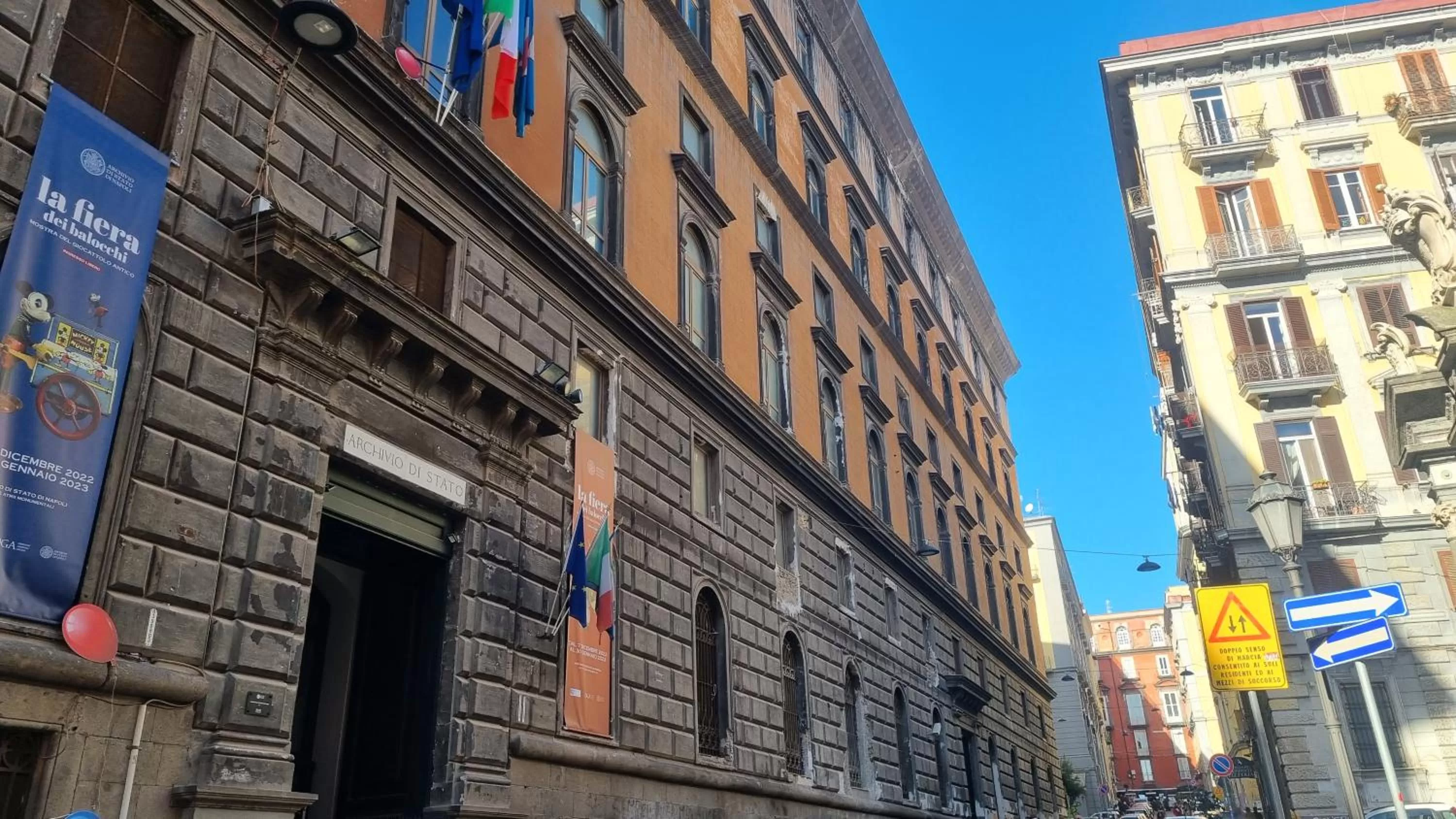 Day, Neighborhood in Archivio Storico Napoli Centro