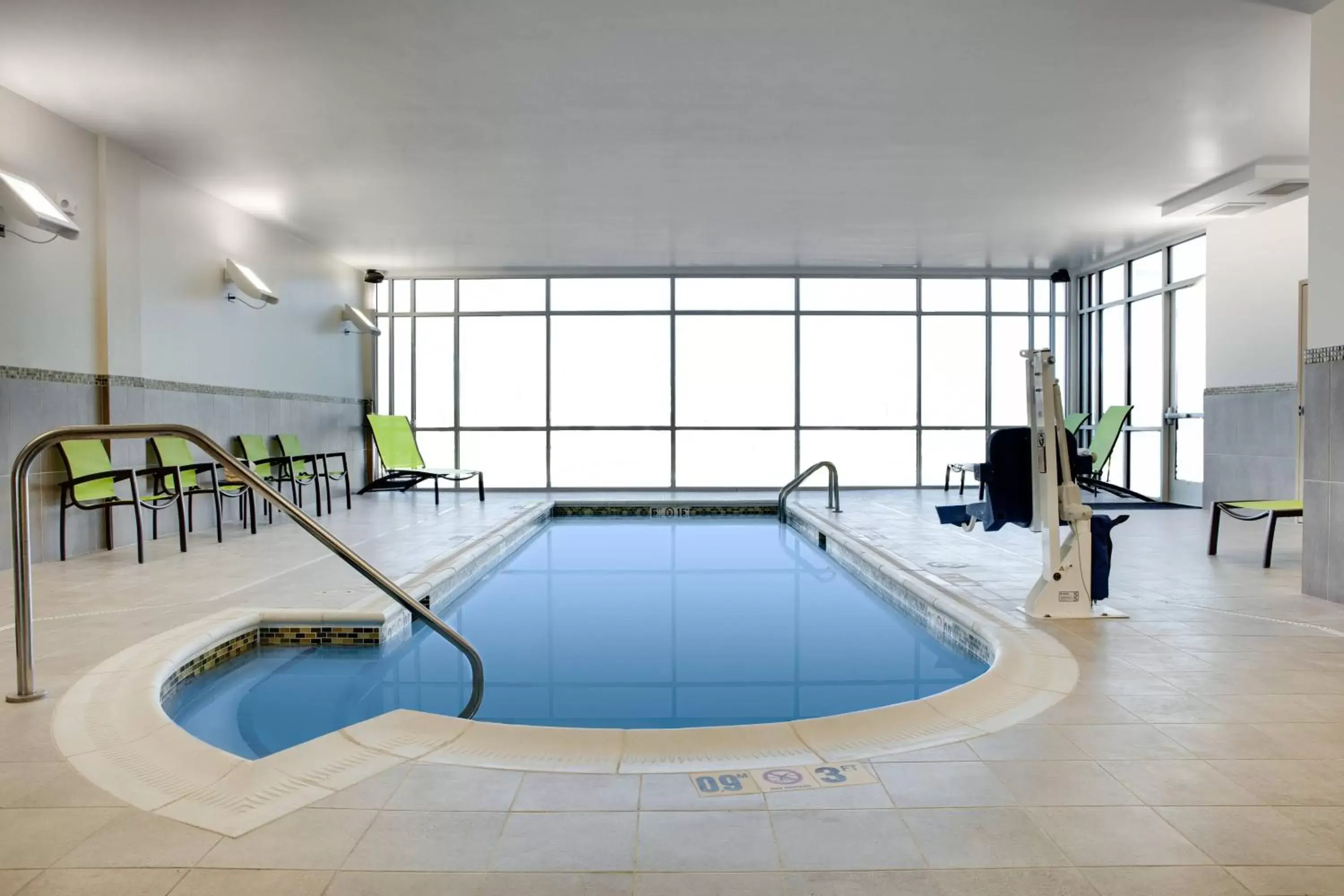 Swimming Pool in SpringHill Suites by Marriott Ames