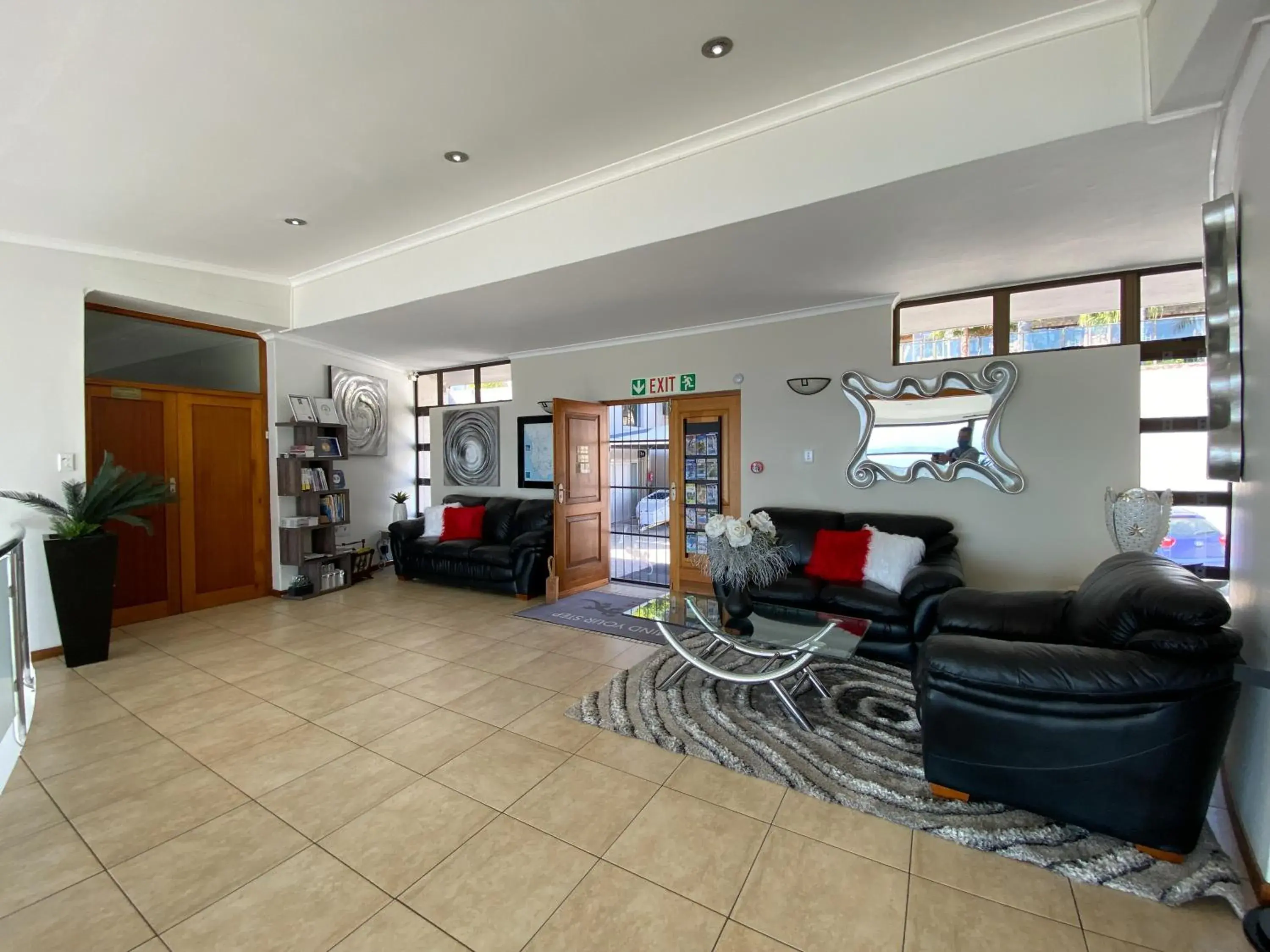 Facade/entrance in Bar-t-nique Guest House Facade/entrance in Bar-t-nique Guest House