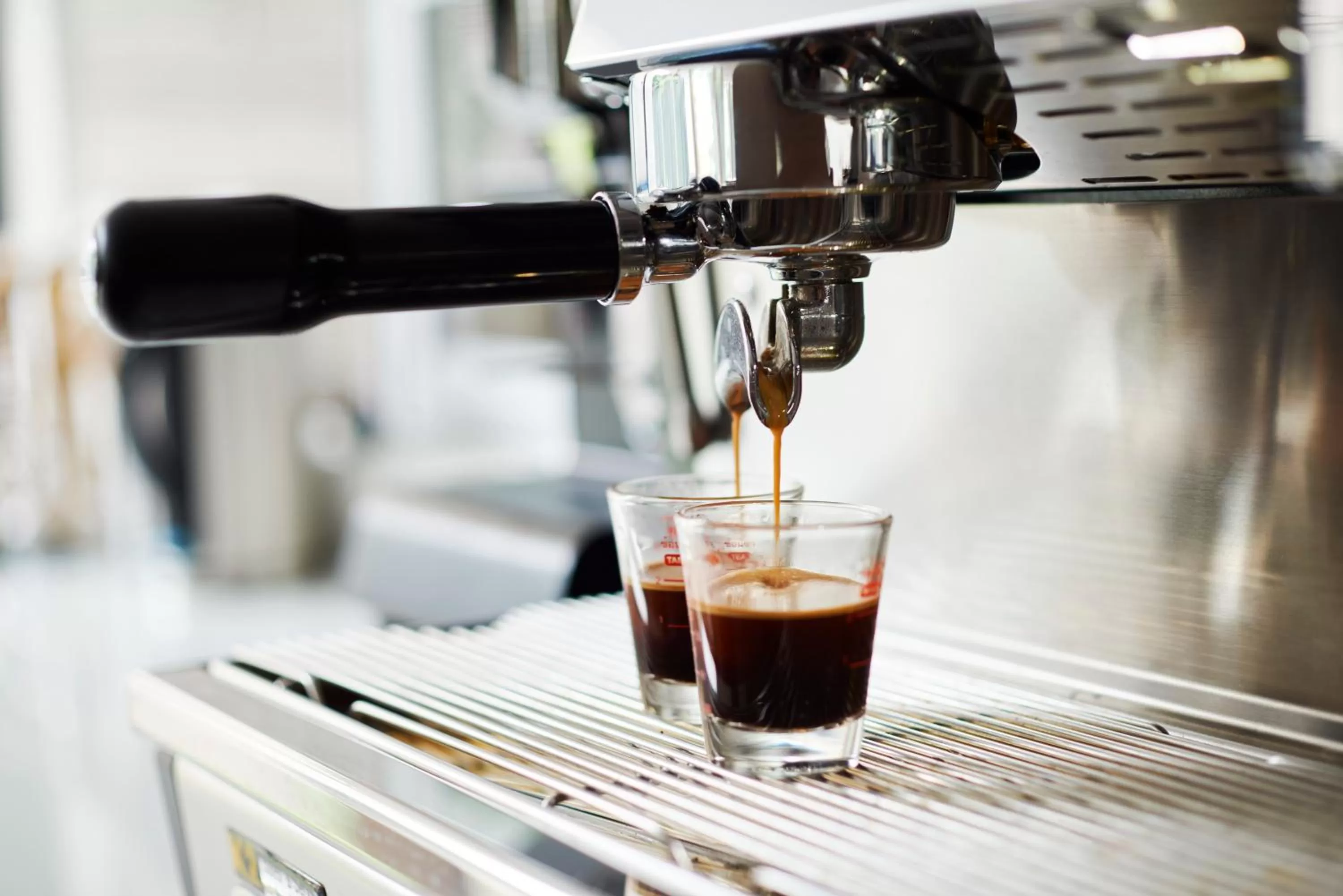 Restaurant/places to eat in Kritthai Residence