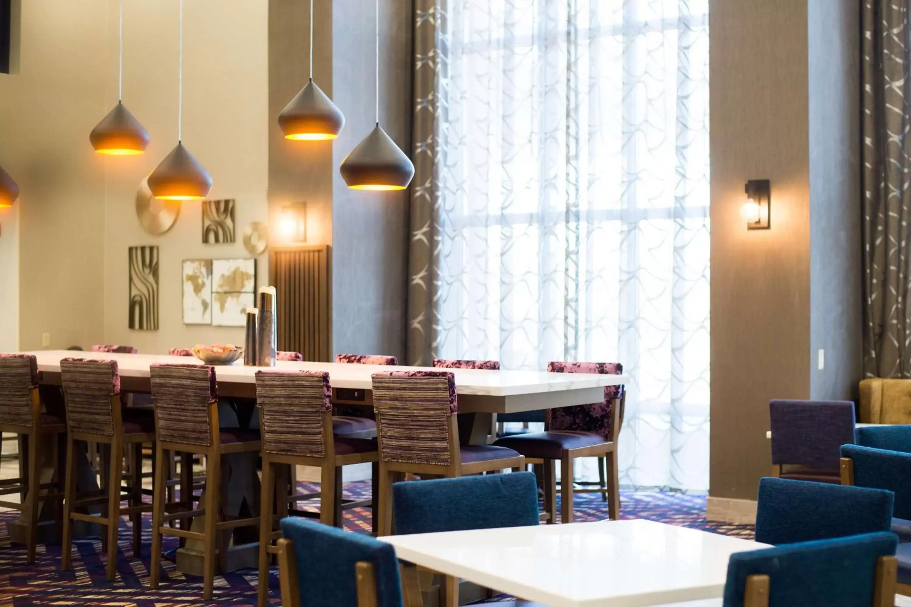 Lobby or reception, Restaurant/Places to Eat in Hampton Inn & Suites Warrington Horsham