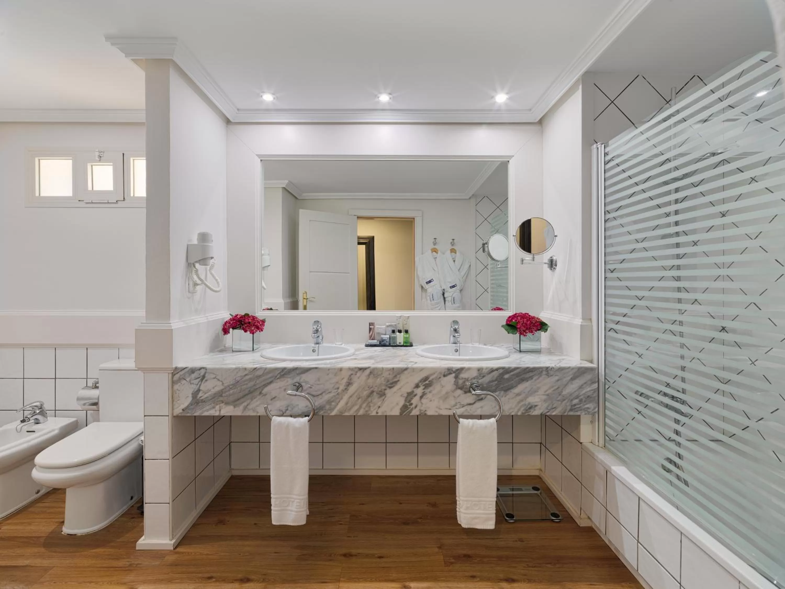 Bathroom in H10 Rubicón Horizons Collection