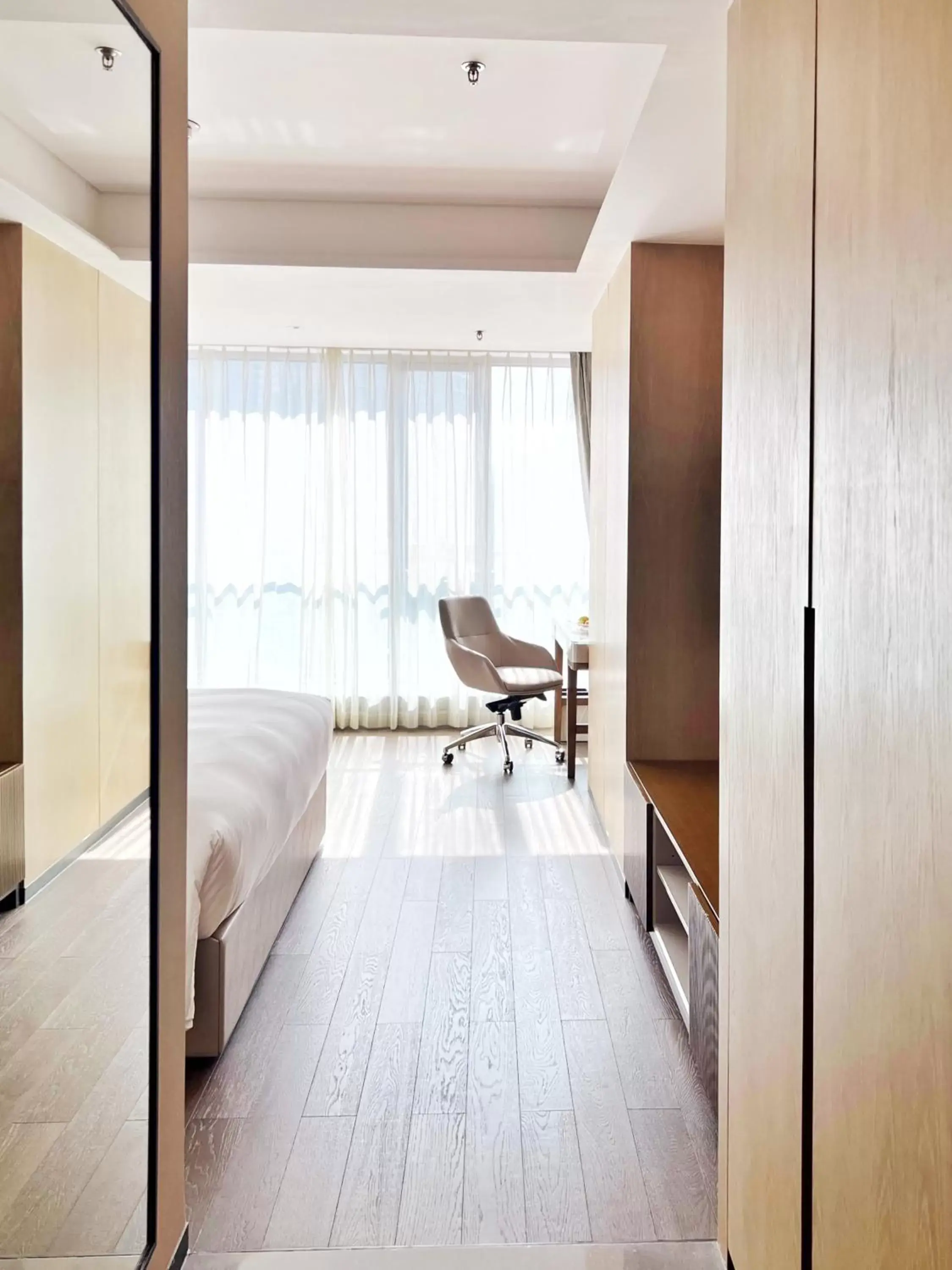 Bedroom in Marriott Executive Apartments Chongqing
