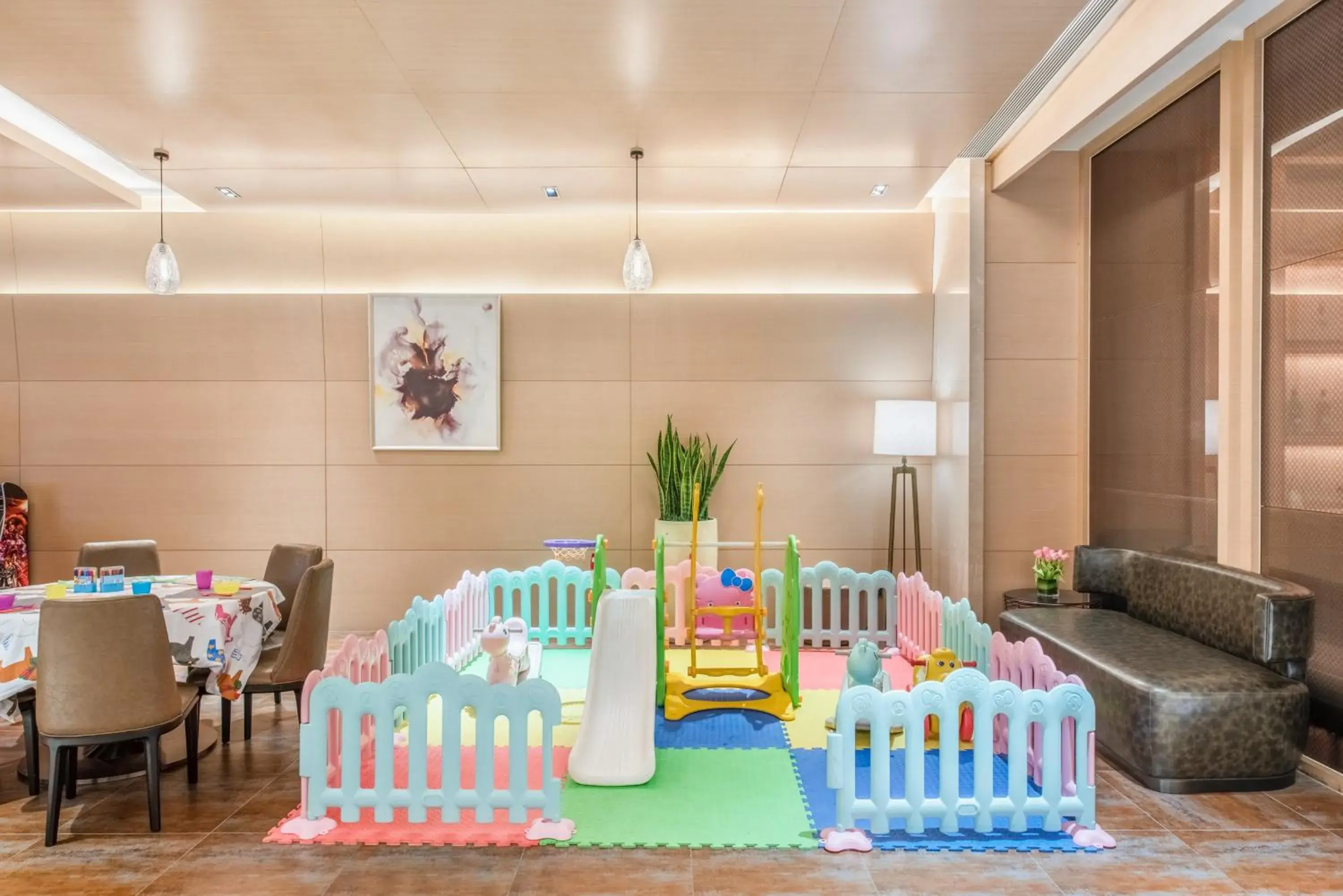 Fitness centre/facilities, Kid's Club in Holiday Inn Chongqing University Town, an IHG Hotel