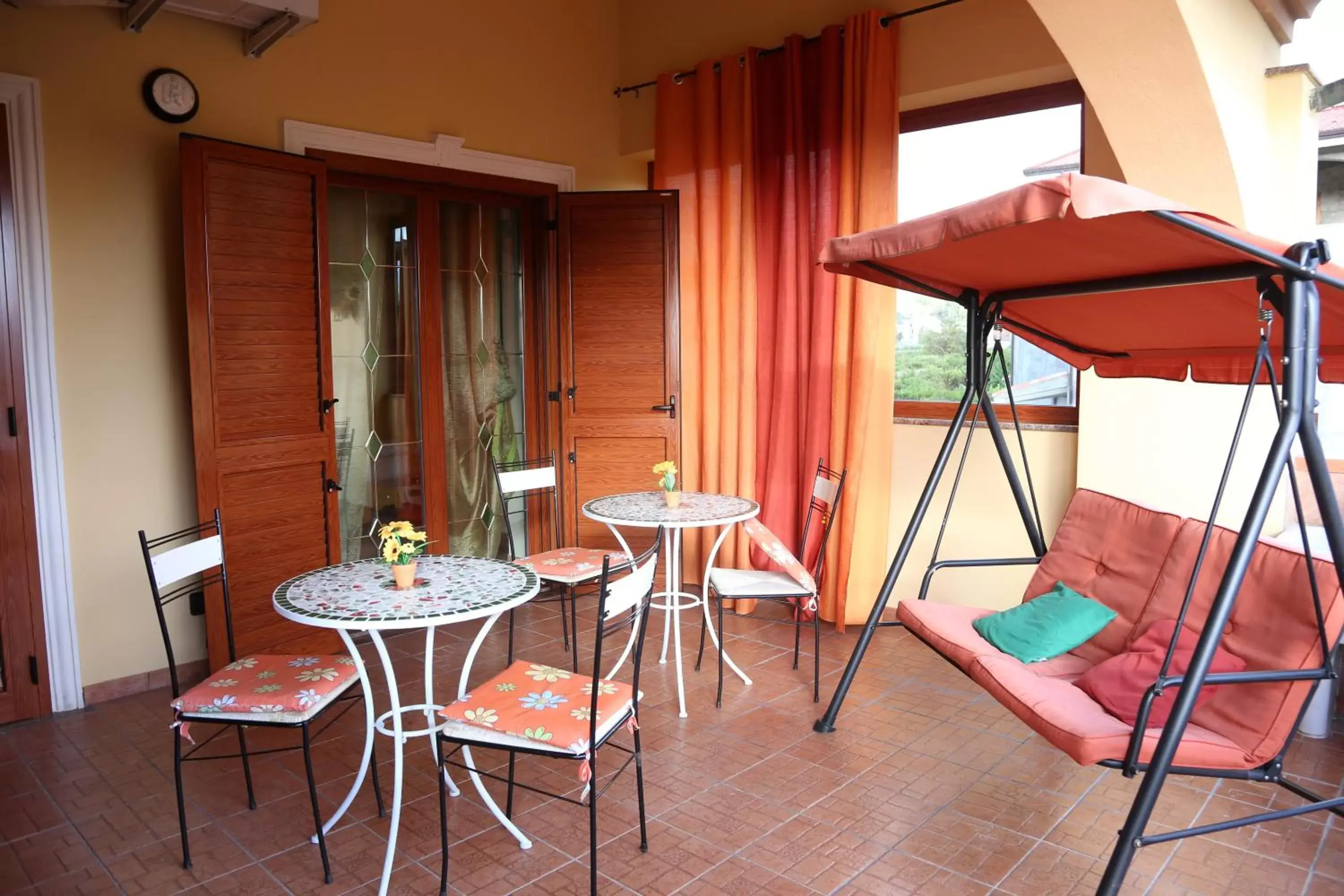 Balcony/Terrace, Patio/Outdoor Area in Villa Manno