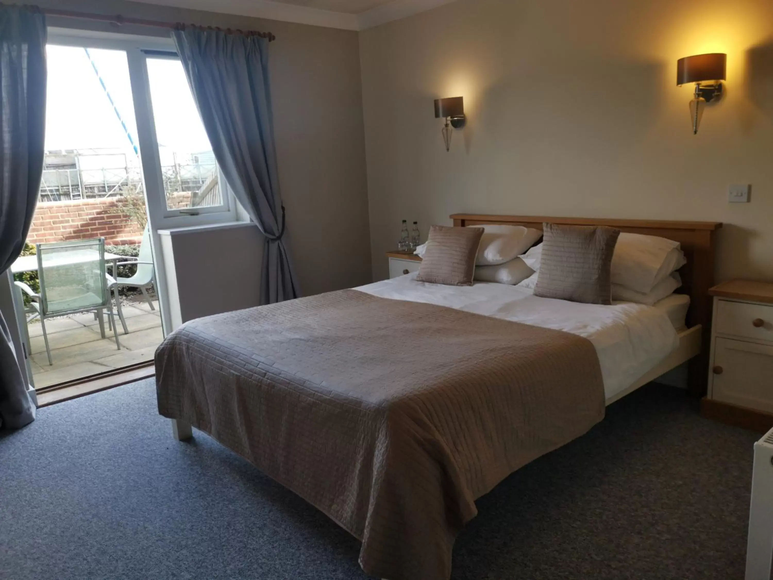 Double Room with Private Bathroom in The River Haven Hotel
