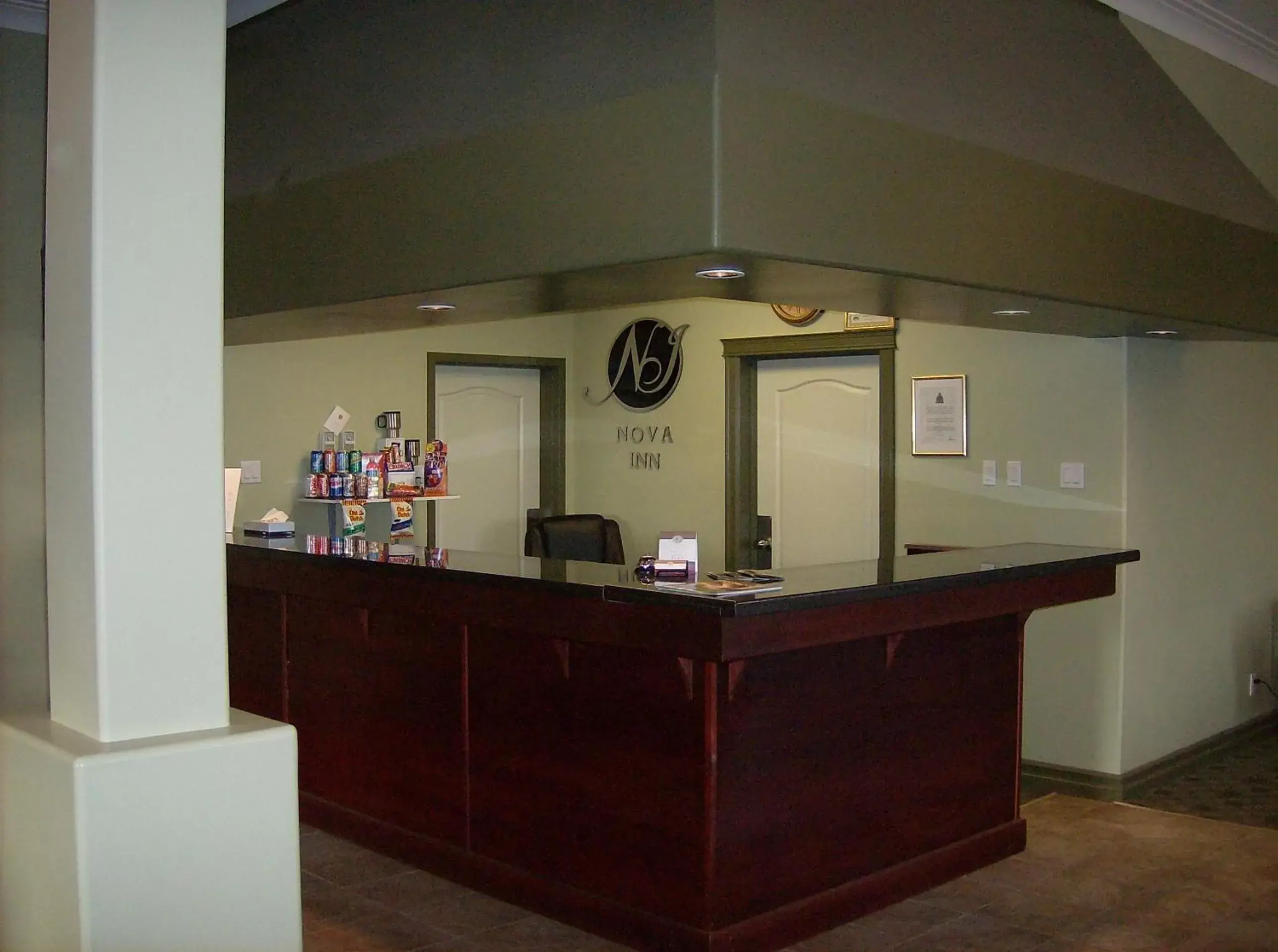 Lobby or reception in Nova Inn Inuvik