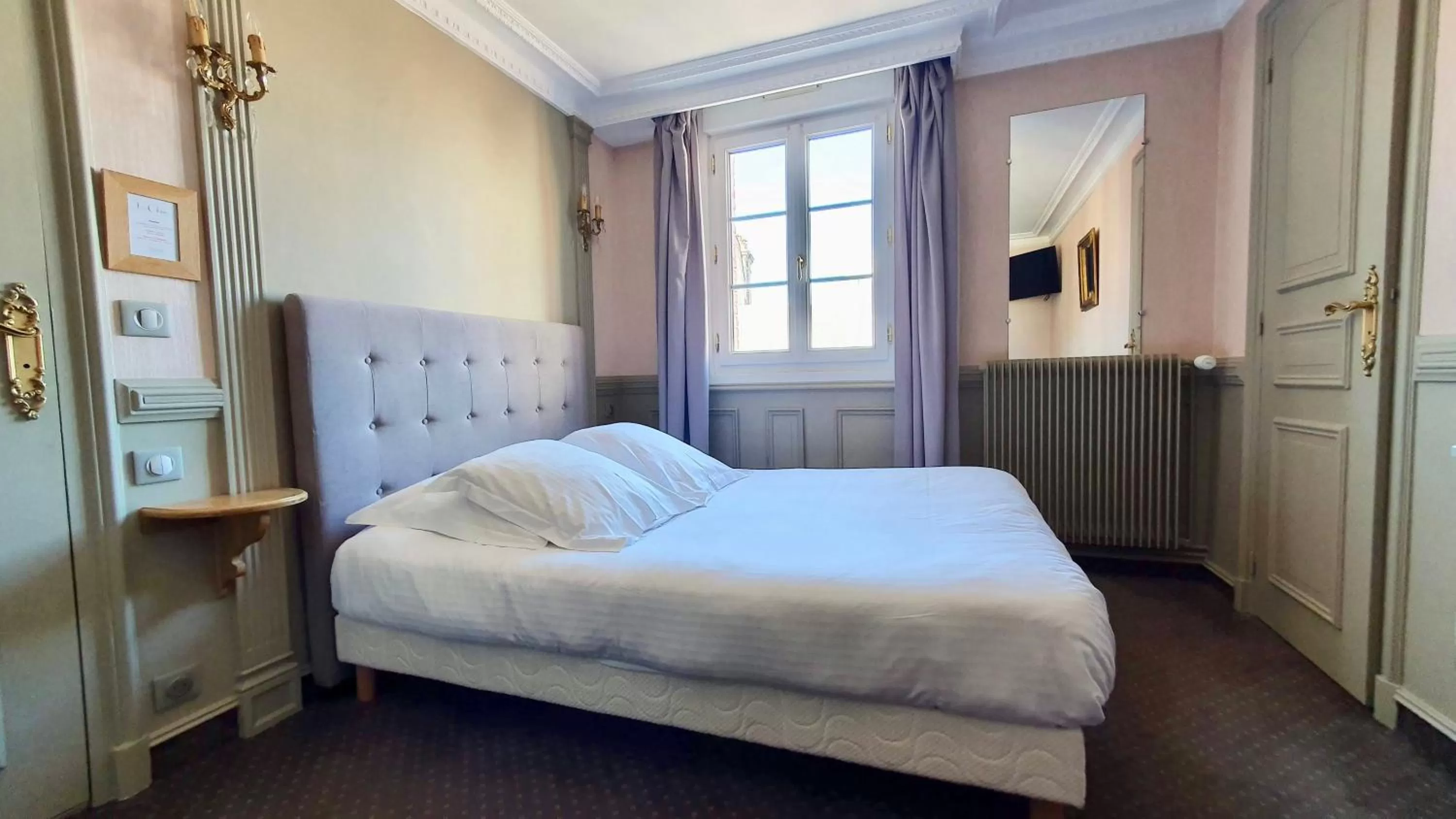 Bedroom, Bed in Les Cabines