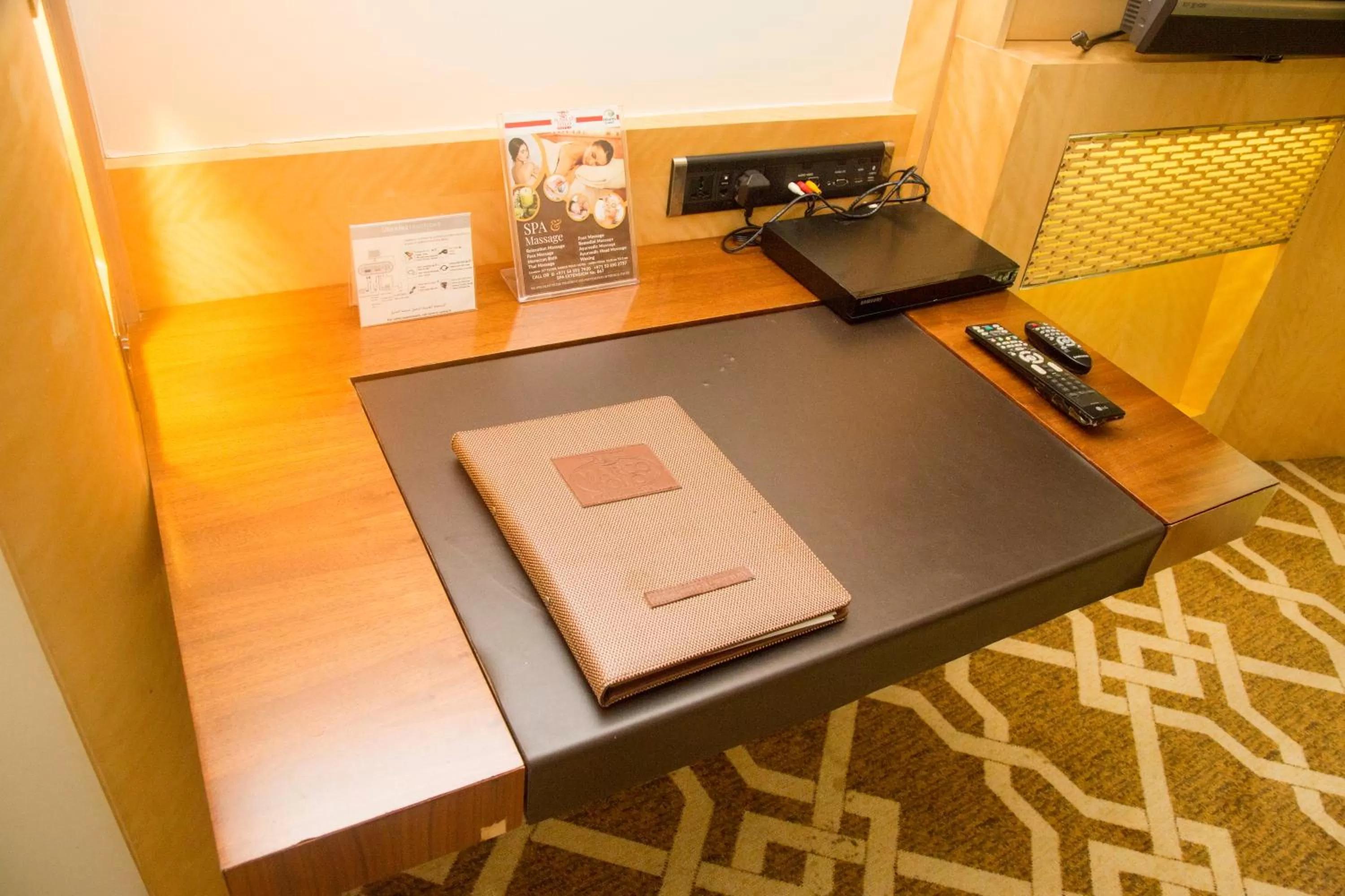 Bedroom in Marco Polo Hotel