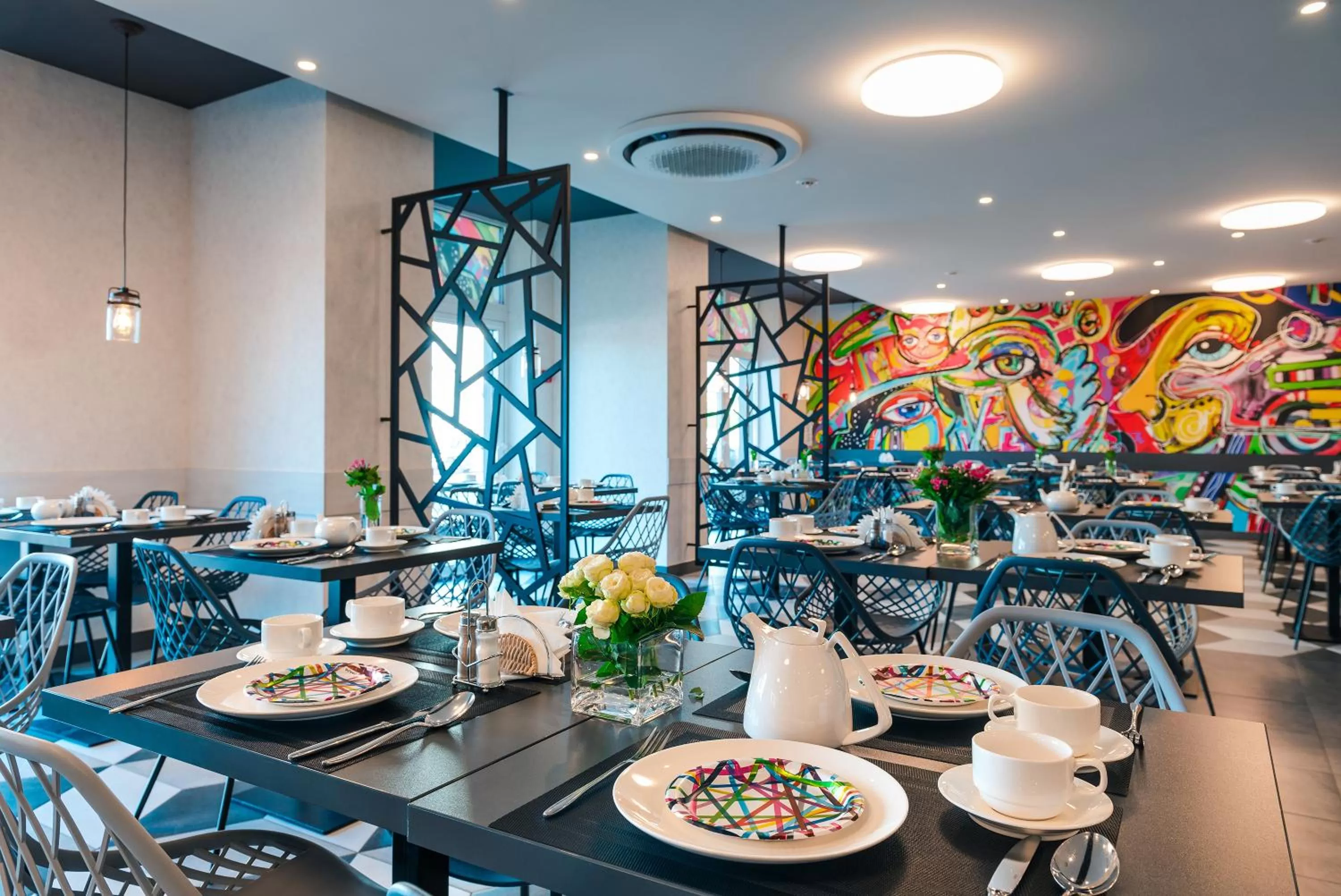 Restaurant/places to eat in Amarant Urban Hotel by CHM