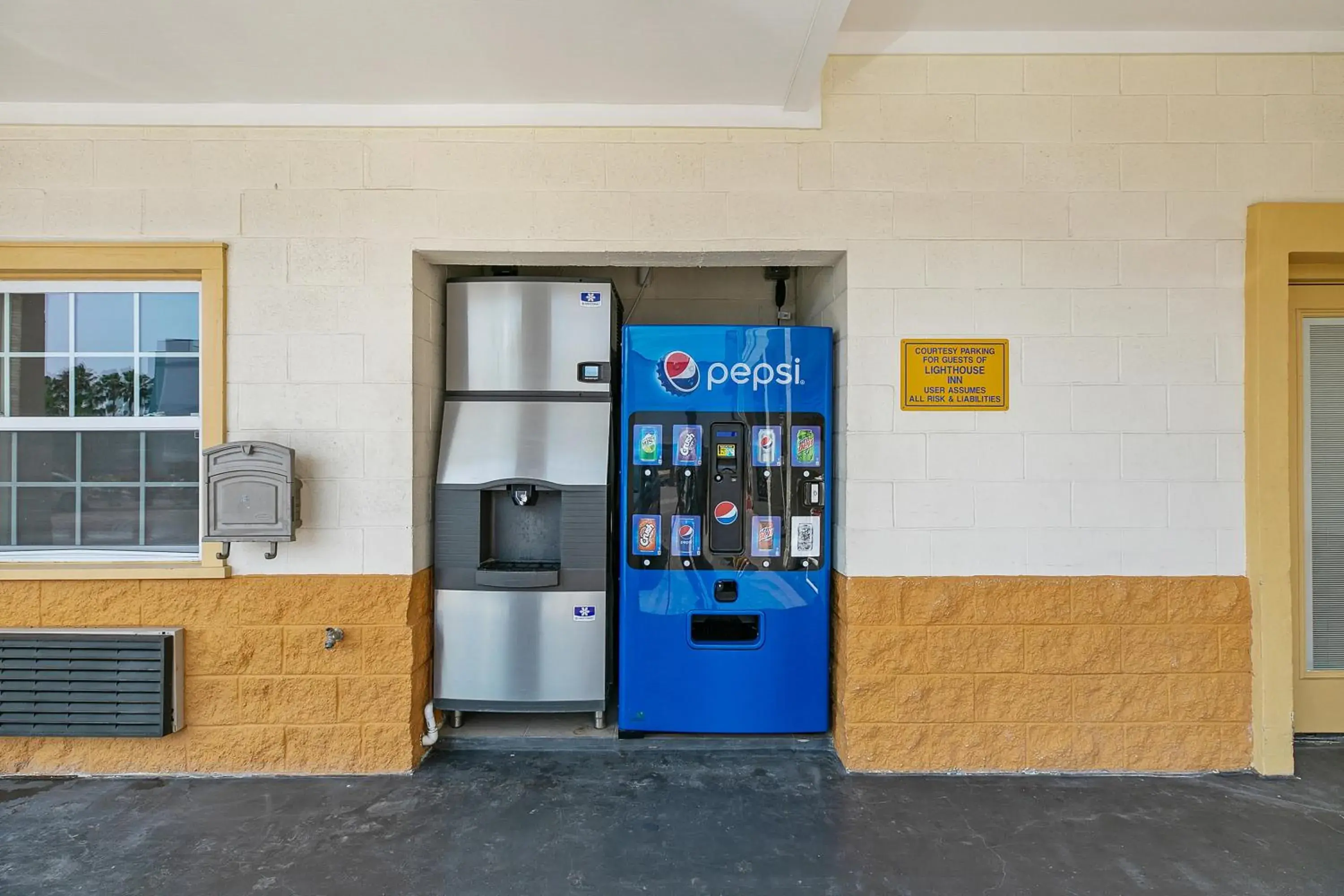 vending machine in LIGHTHOUSE INN