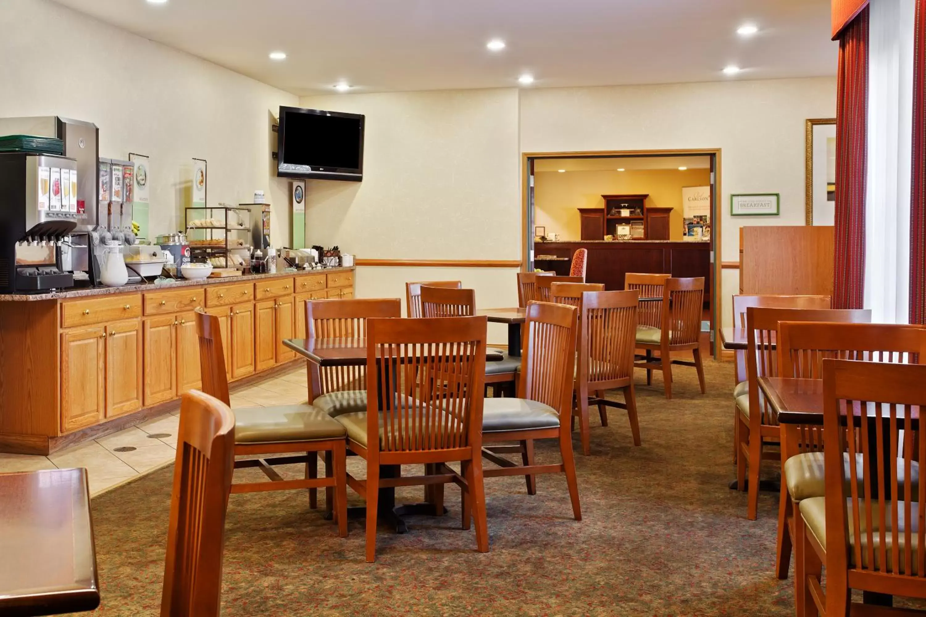 Restaurant/Places to Eat in Country Inn & Suites by Radisson, Elgin, IL