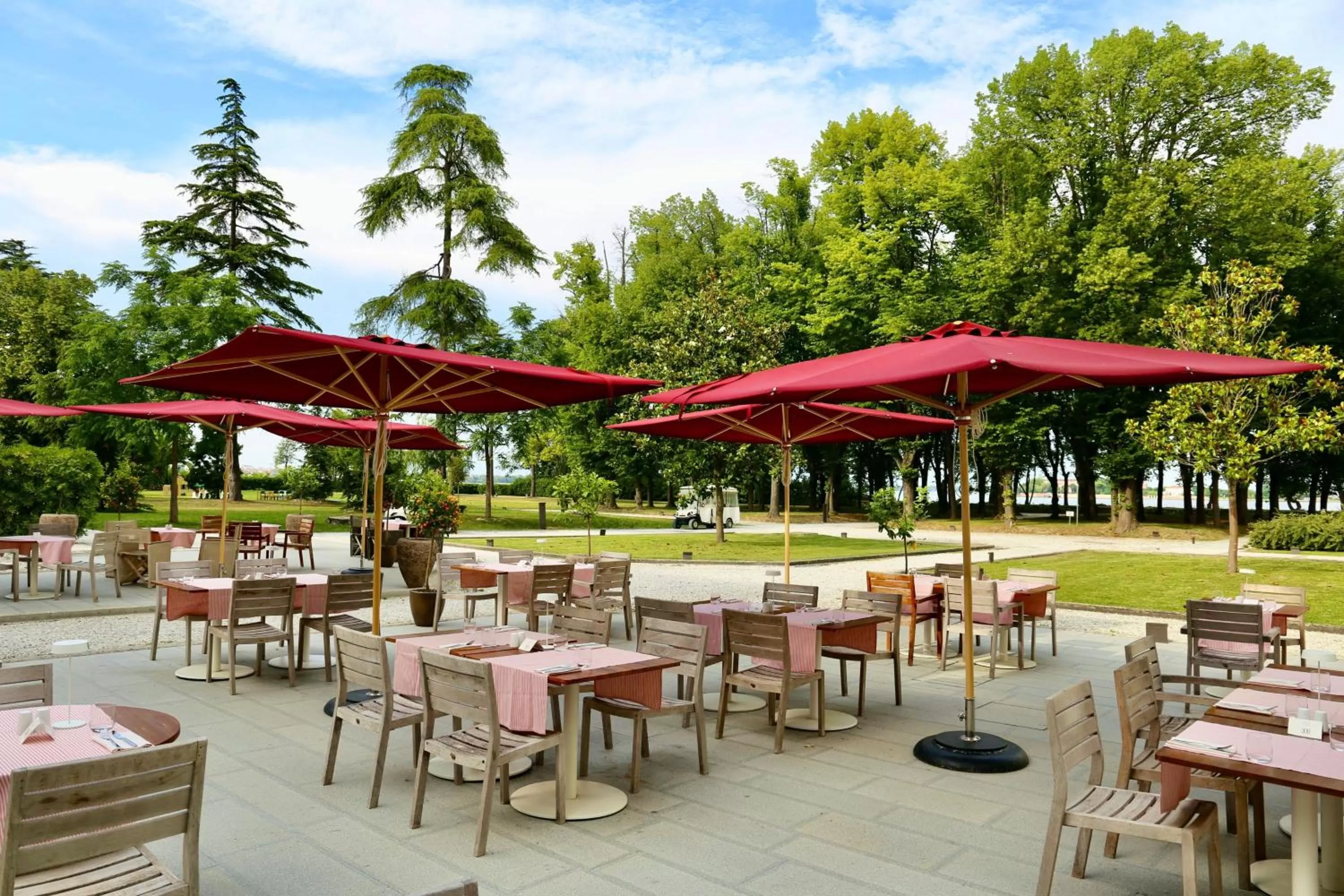 Restaurant/places to eat in JW Marriott Venice Resort & Spa