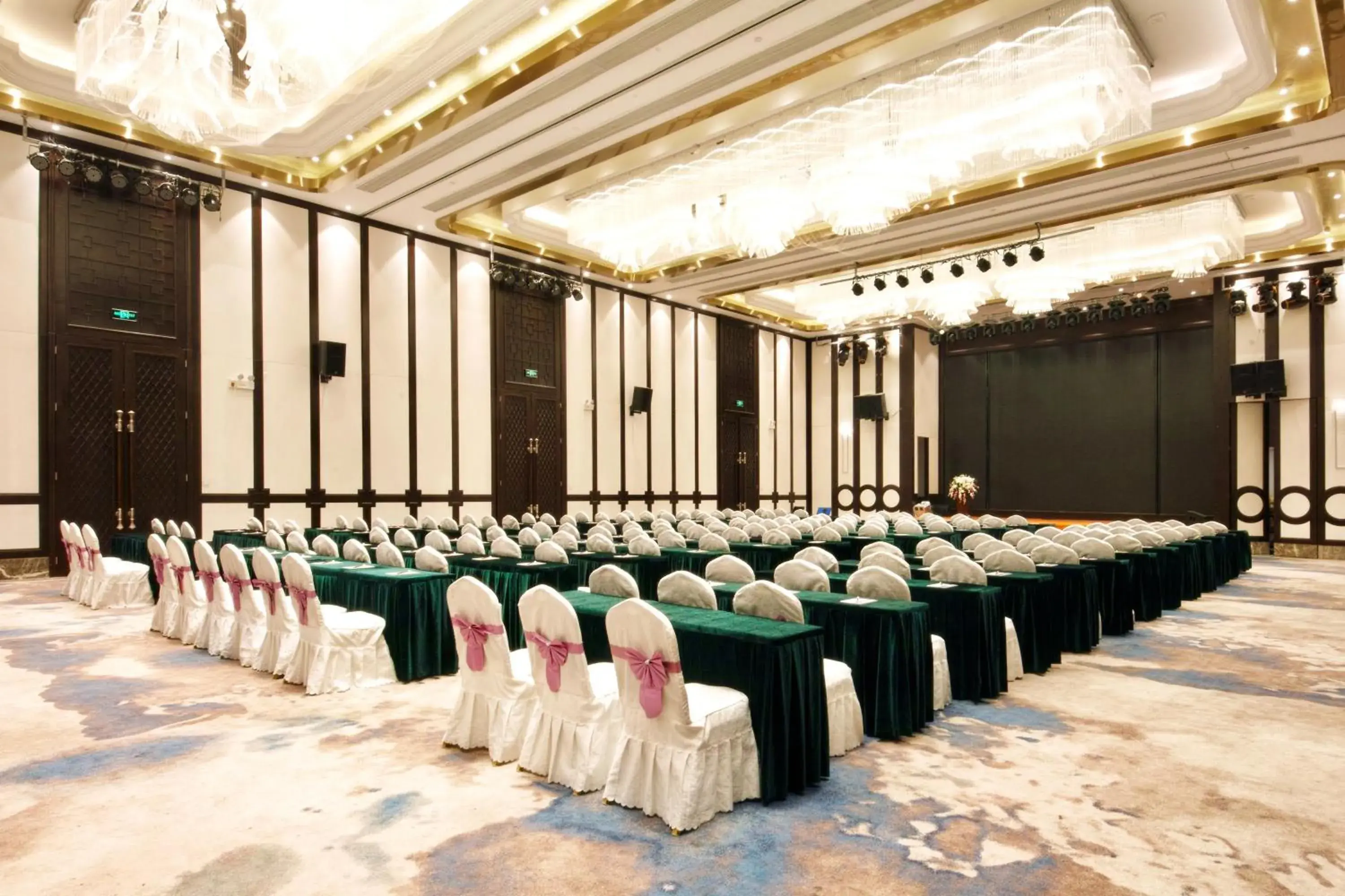 Meeting/conference room, Banquet Facilities in Holiday Inn Express Hefei Shushan, an IHG Hotel