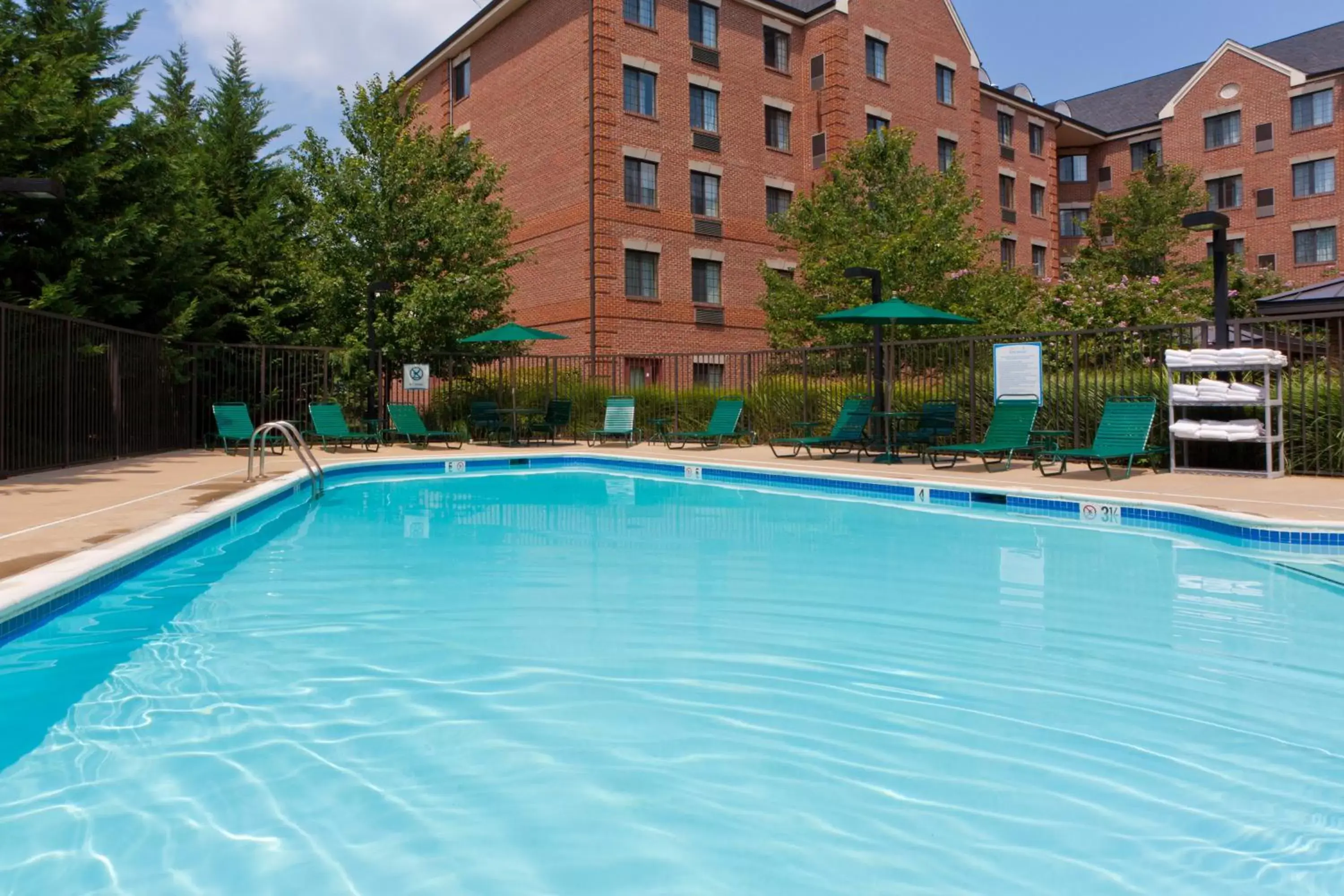 Swimming Pool in Staybridge Suites Tysons - McLean, an IHG Hotel