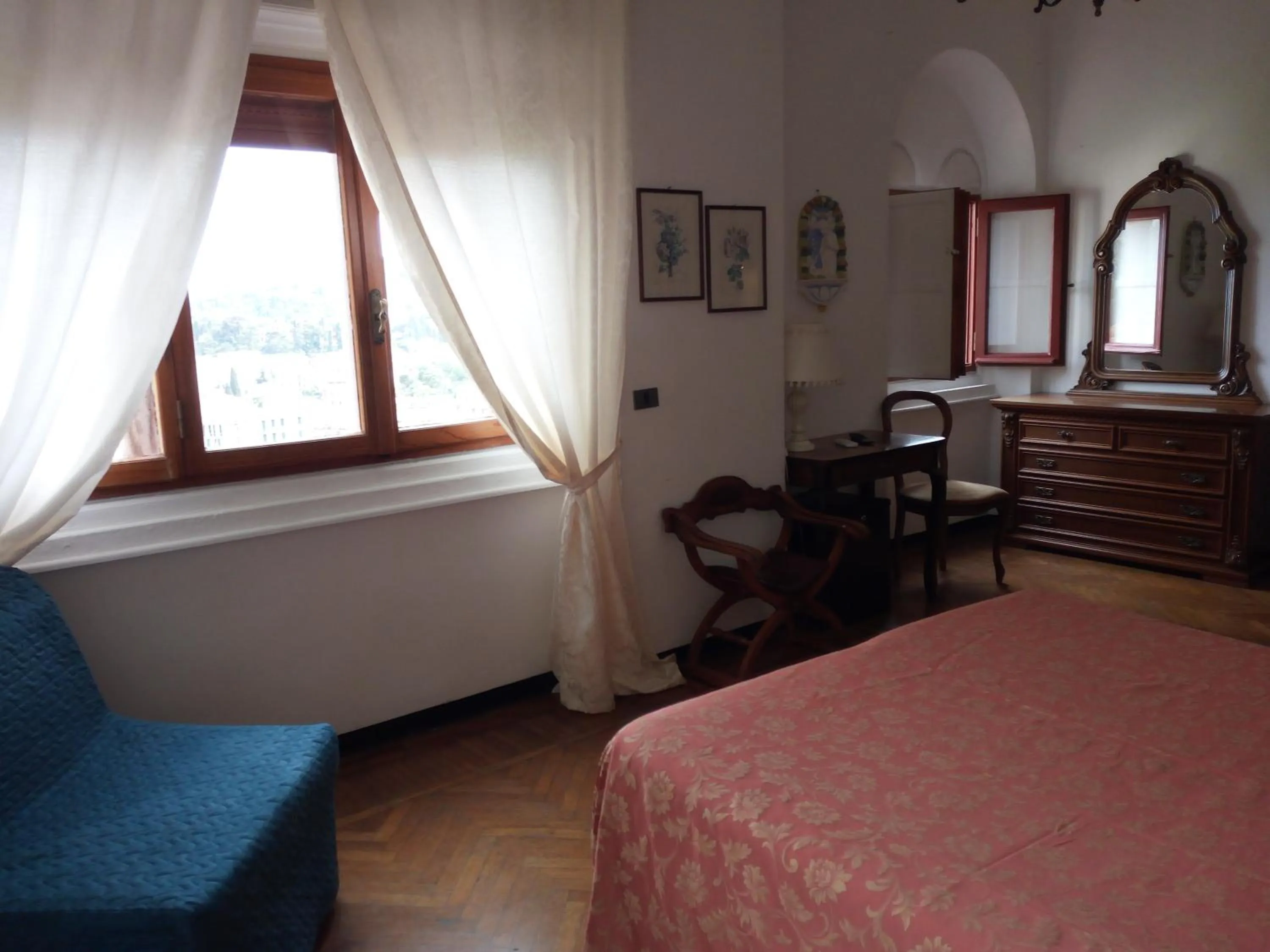 Bed in Hotel La Vela-Castello Il Rifugio