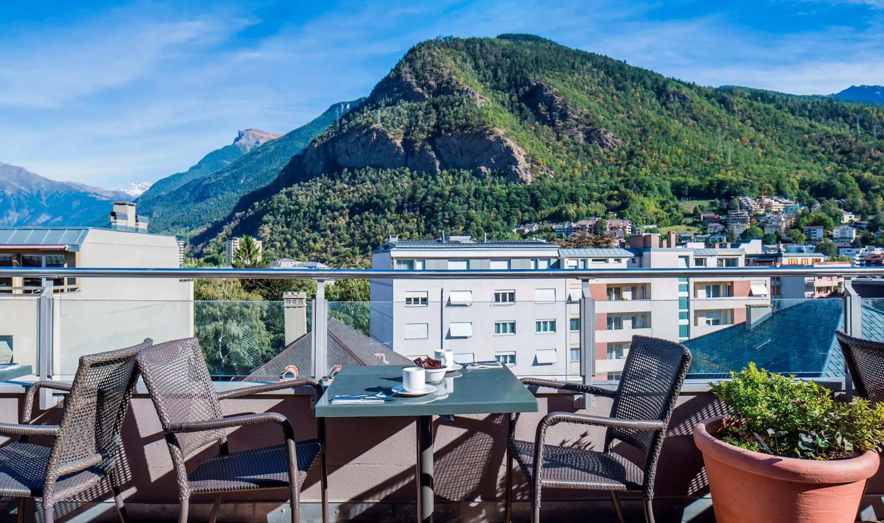 Restaurant/places to eat, Mountain View in Baxter Hotel