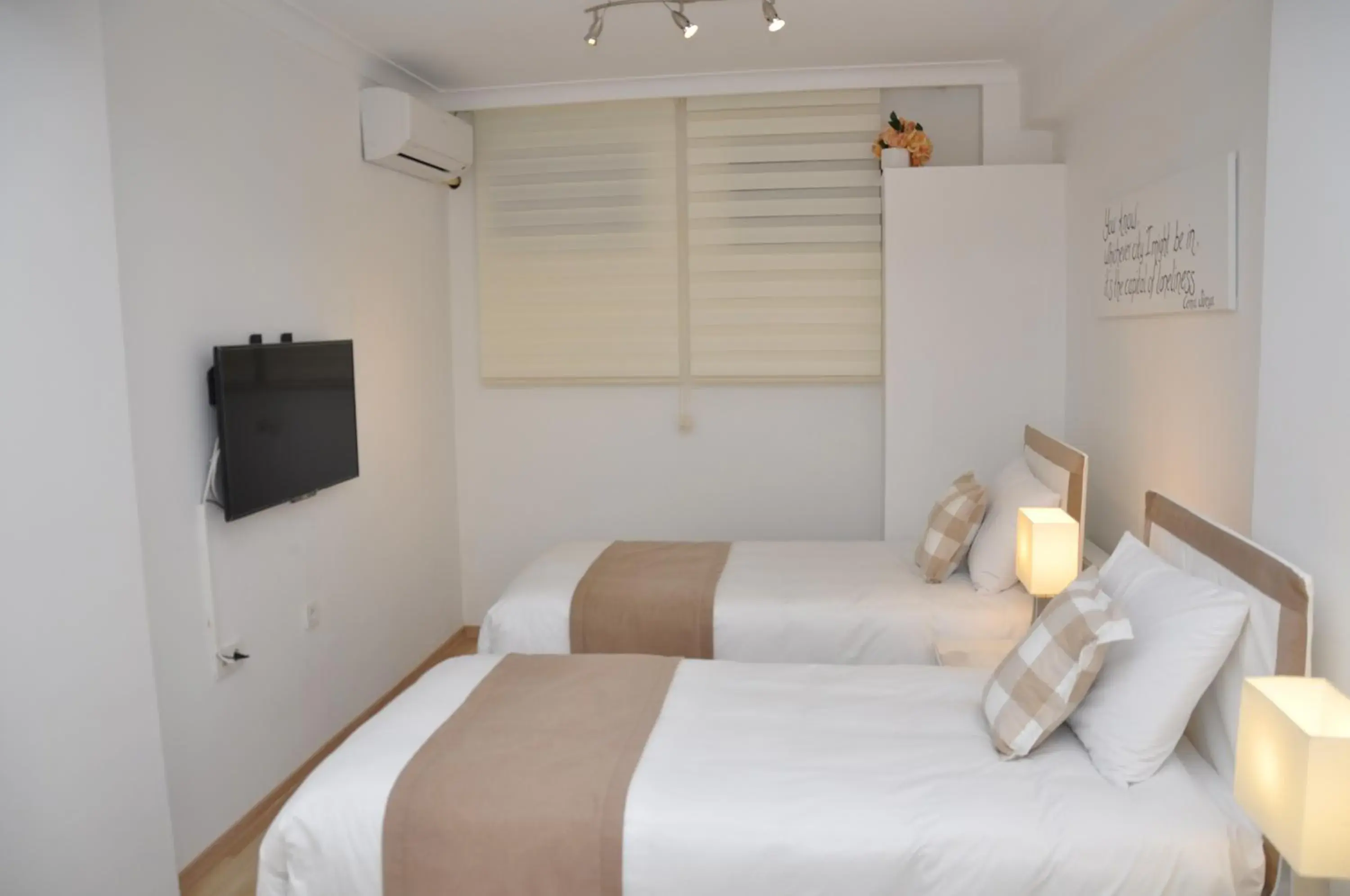 Budget Twin Room in The Print House Hotel Budget Twin Room in The Print House Hotel