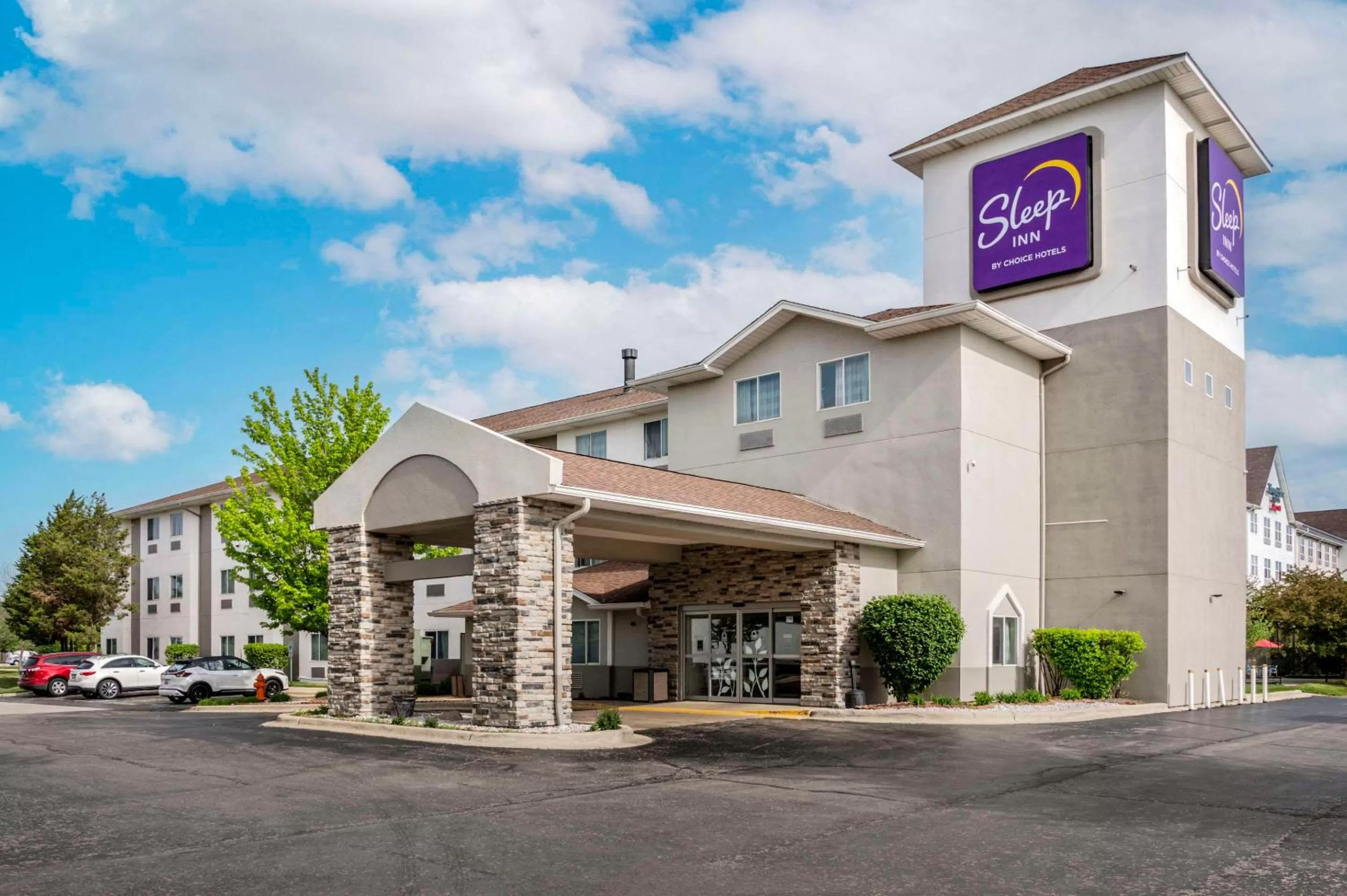 Property building in Sleep Inn Naperville - Chicago