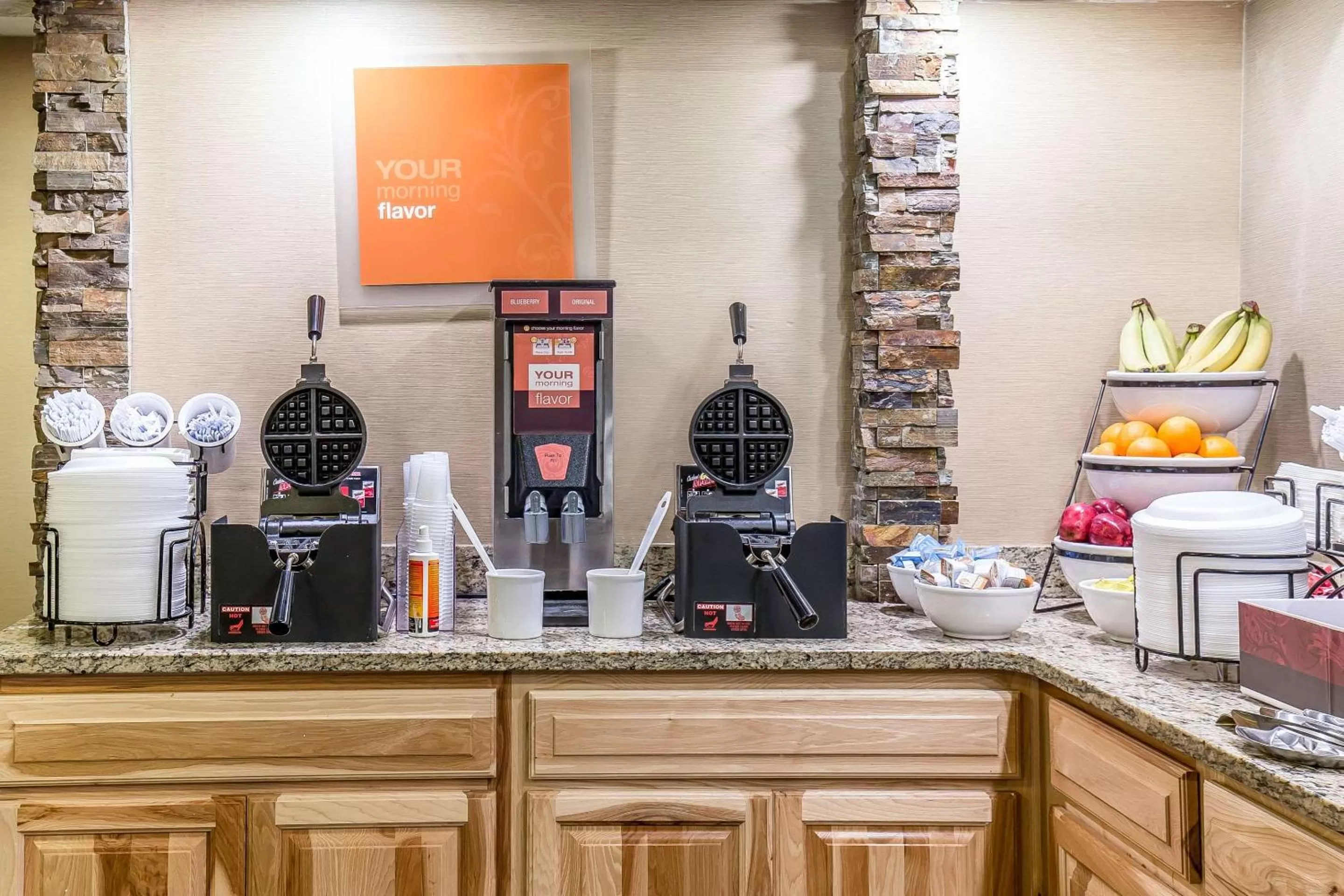 Restaurant/places to eat in Comfort Inn Green River National Park Area