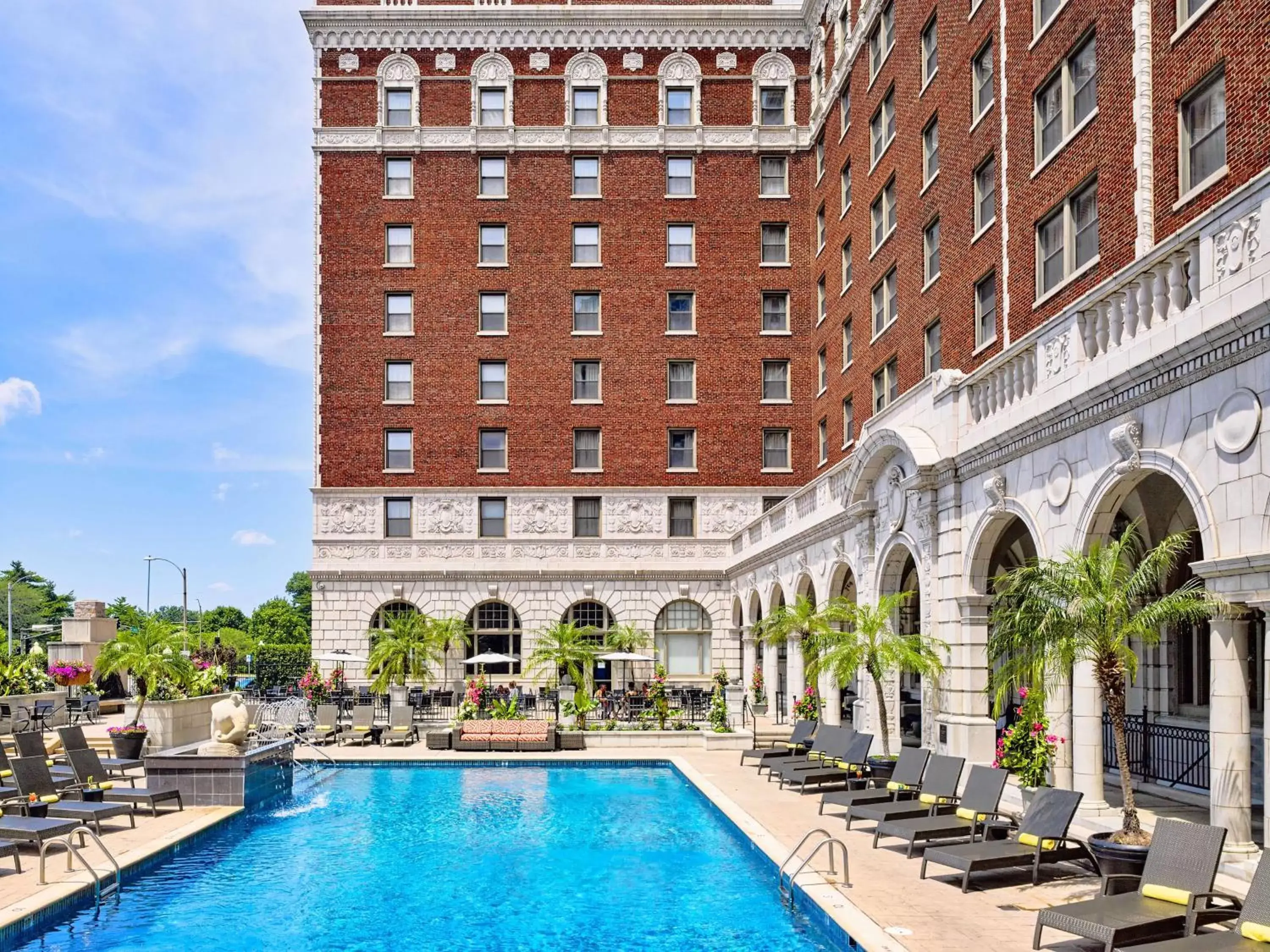 Pool view, Swimming Pool in The Royal Sonesta Chase Park Plaza St Louis